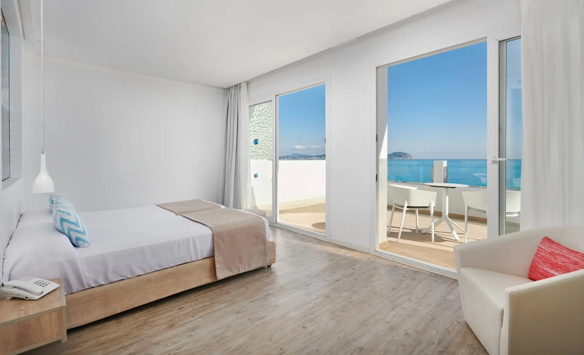 Bed in The Sea Hotel by Grupotel - Adults Only
