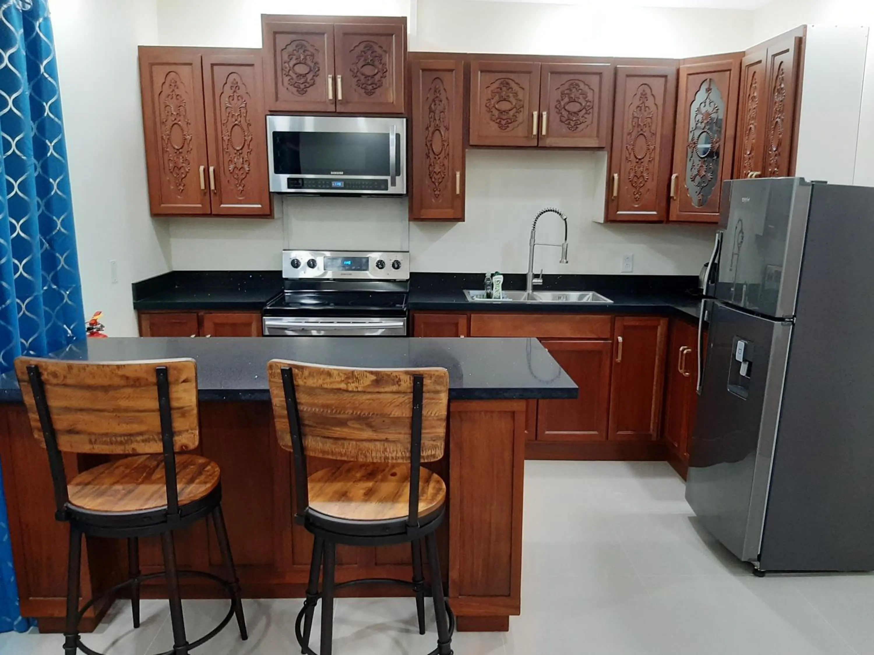 Kitchen or kitchenette in PESHERES INN & SPA