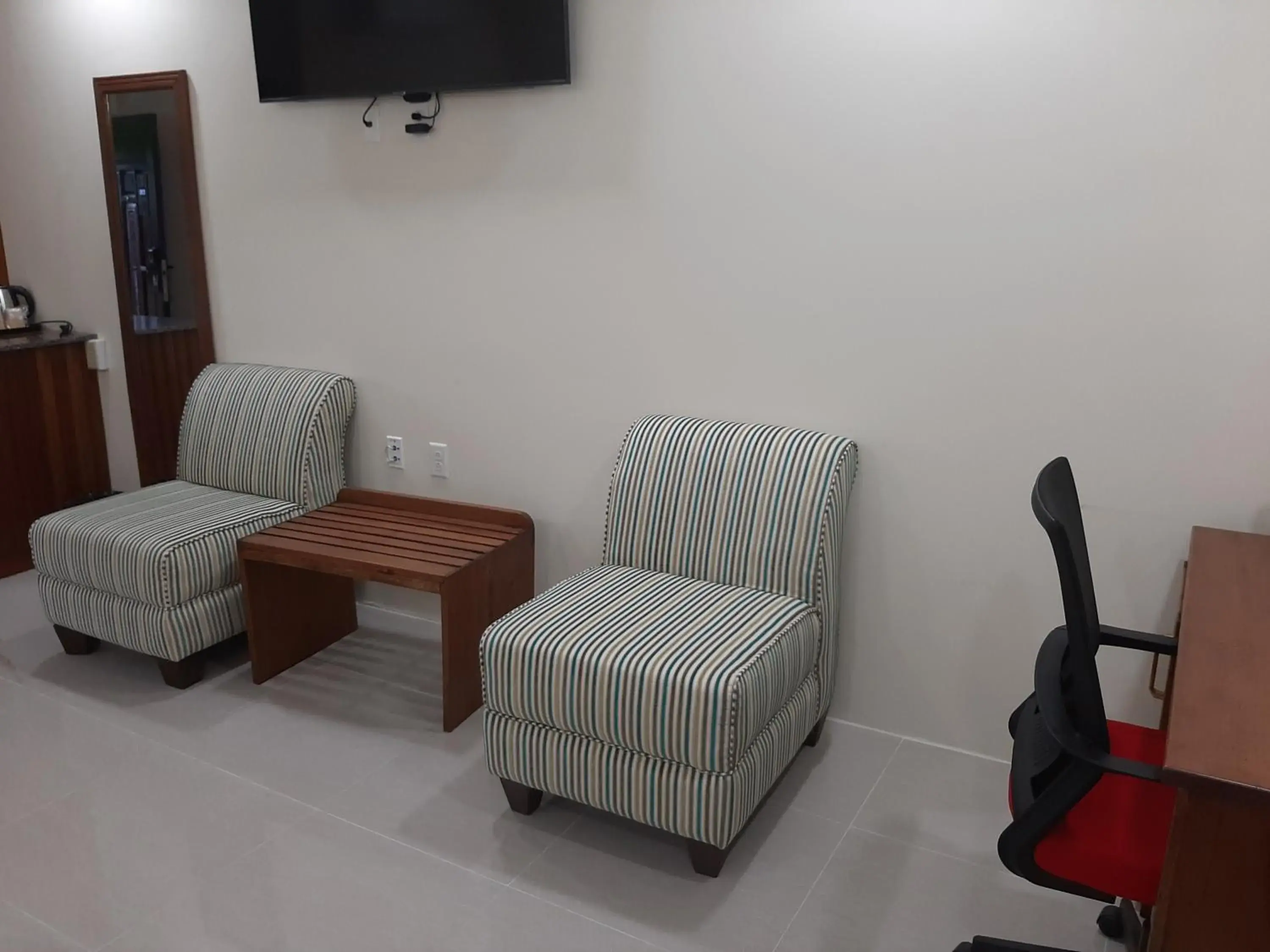 Standard Queen Room in PESHERES INN & SPA Standard Queen Room in PESHERES INN & SPA