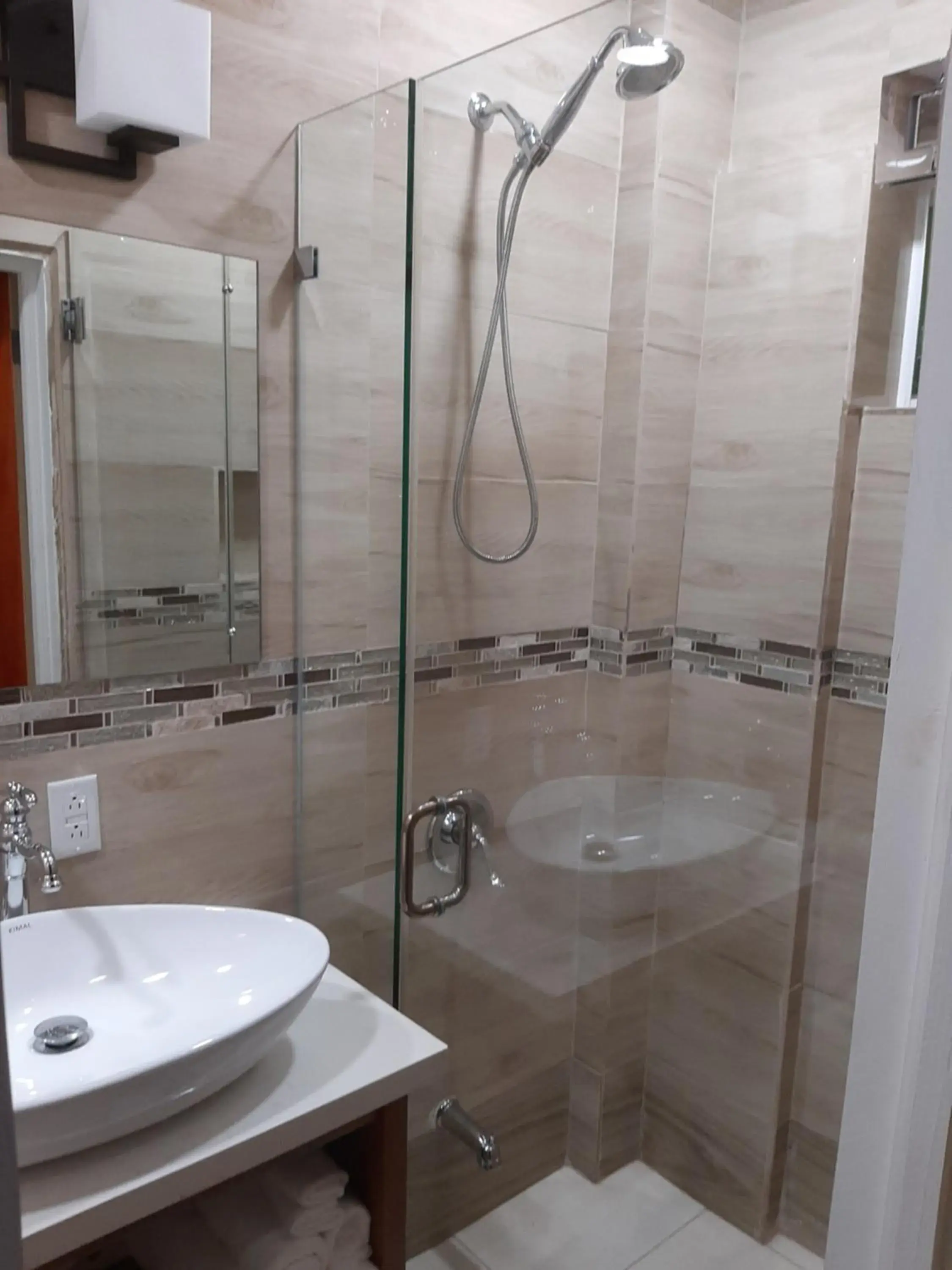 Queen Studio in PESHERES INN & SPA Queen Studio in PESHERES INN & SPA