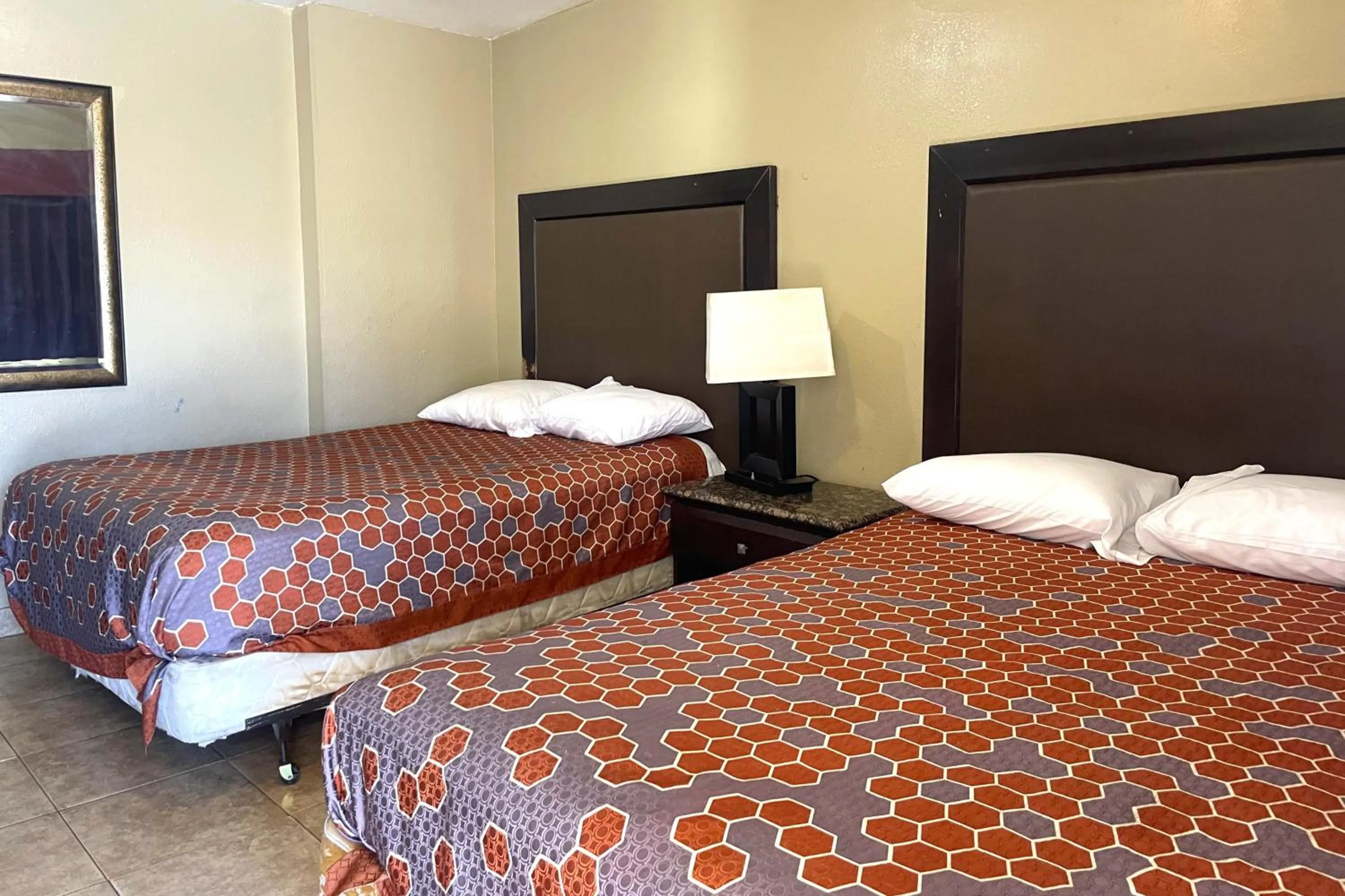 Bedroom, Bed in Sai Park Motel