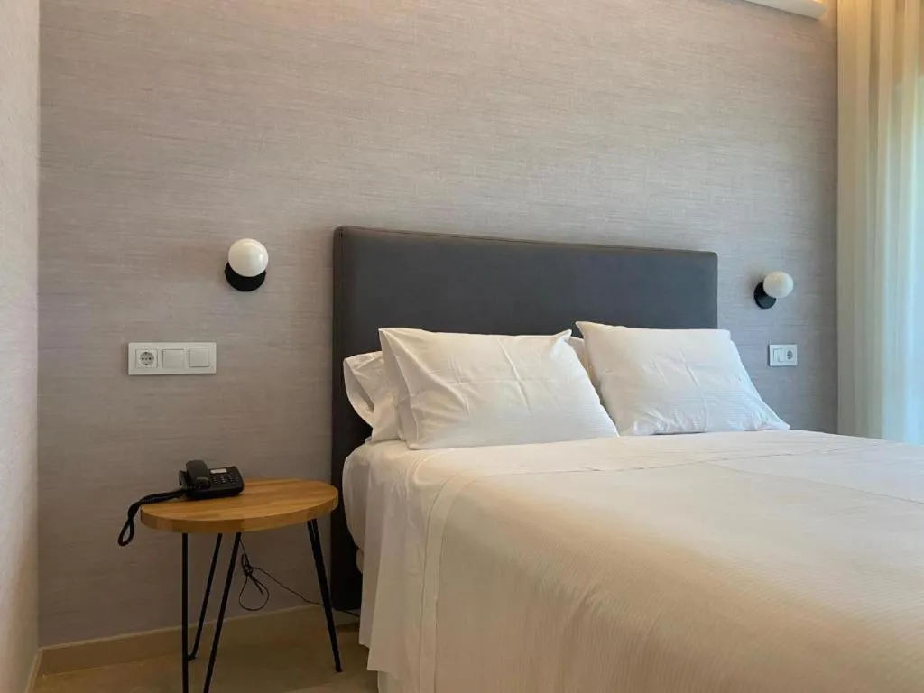 Bed in Hotel Spa Atlántico San Vicente do Mar