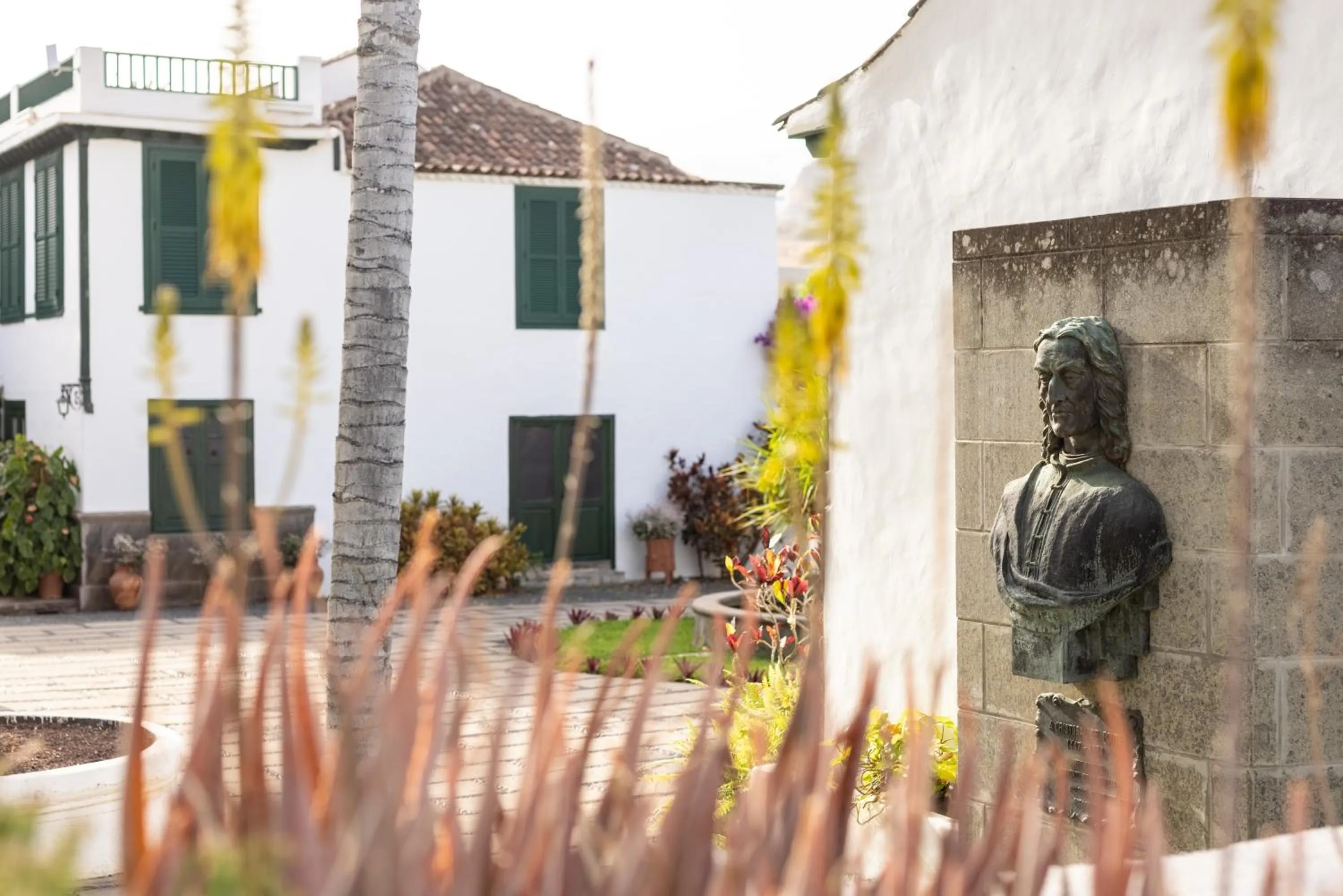 Property building in Hotel El Patio