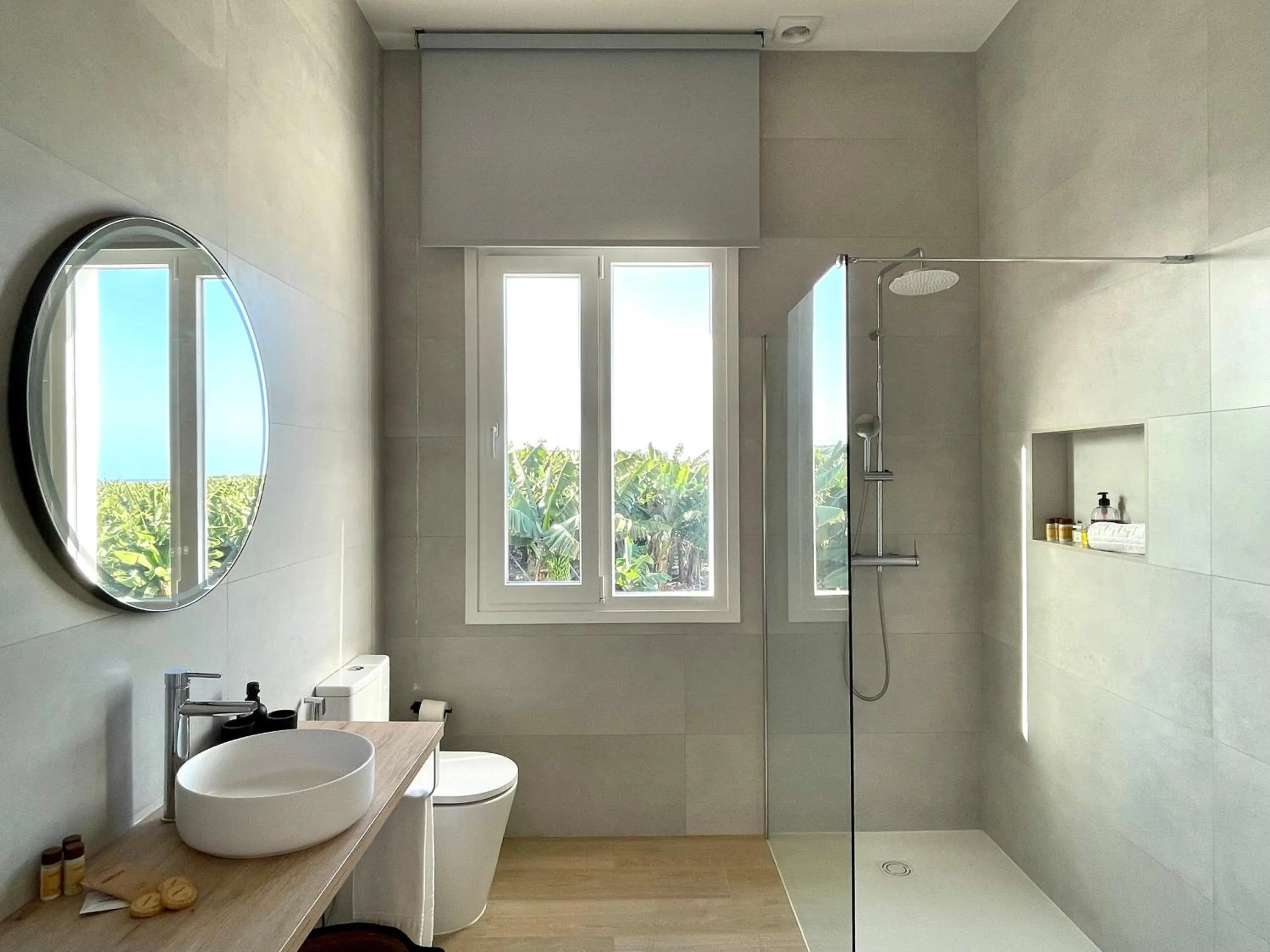 Shower in Hotel El Patio