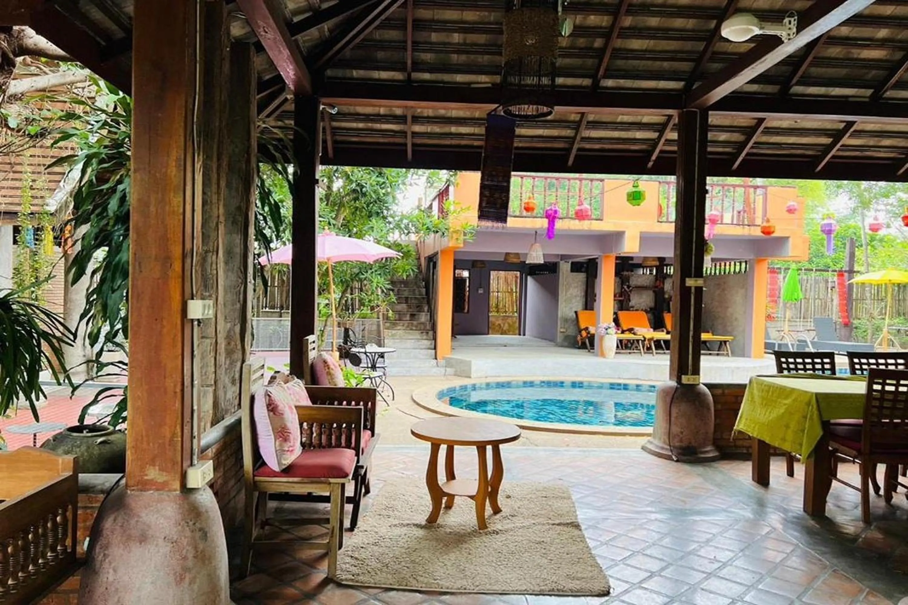 Patio in Amethyst Hotel Chiang Mai