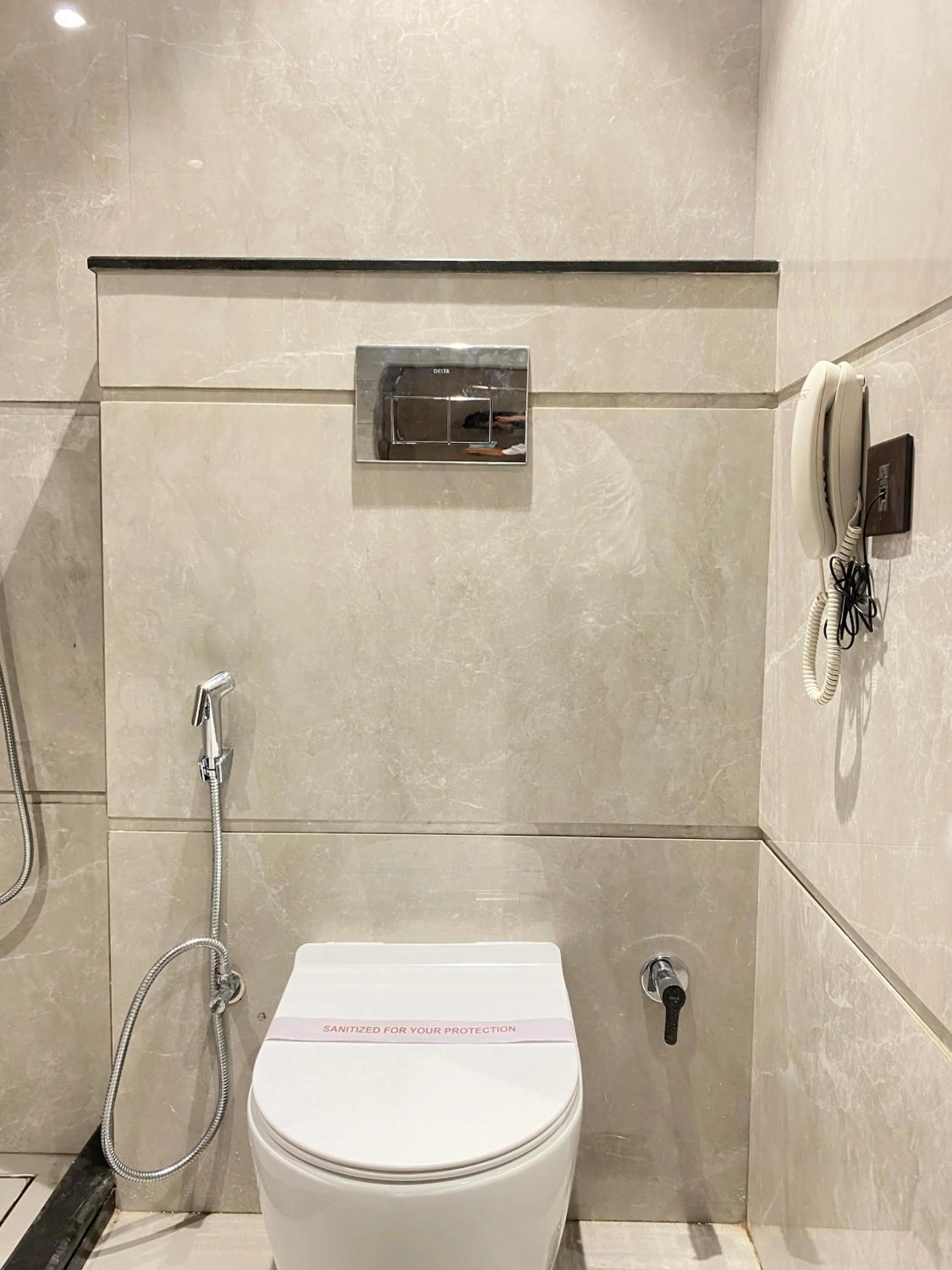 Shower in Hotel Kant Palace