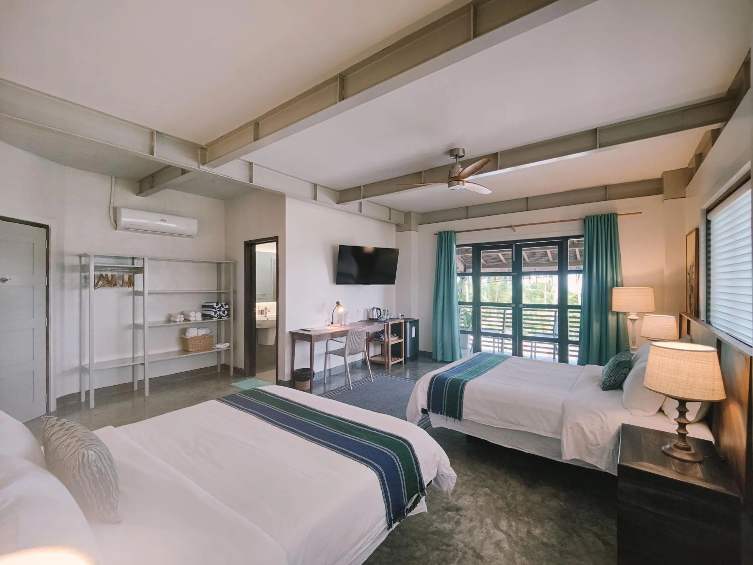 Bed in Kaimana Resort Siargao