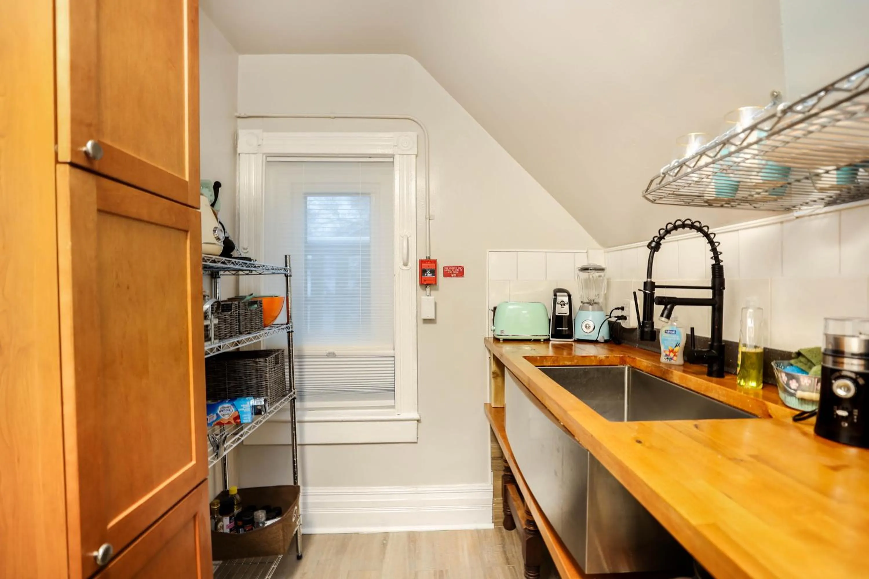 Kitchen or kitchenette in Wolseley the heart of the city !
