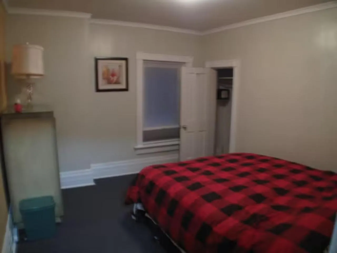 Bedroom, Bed in Wolseley the heart of the city !