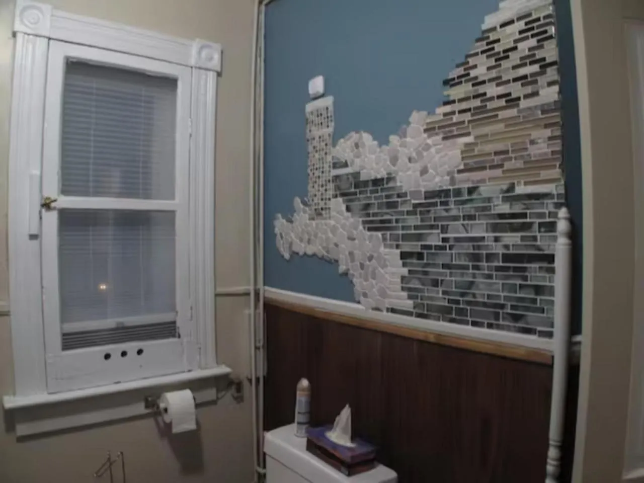 Bathroom in Wolseley the heart of the city !