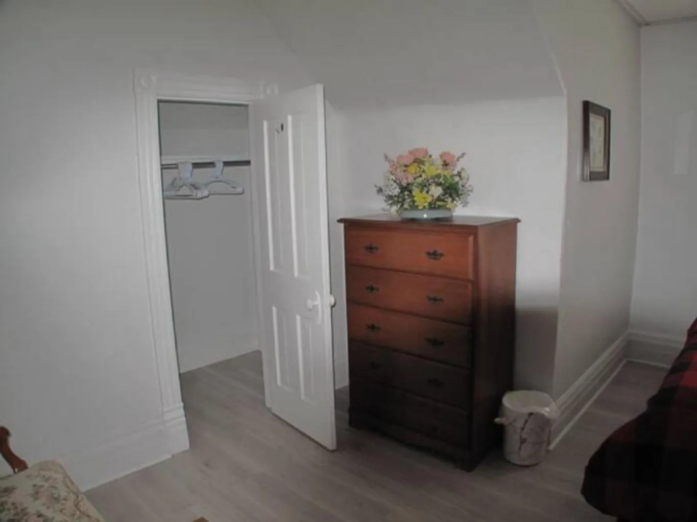 wardrobe in Wolseley the heart of the city !