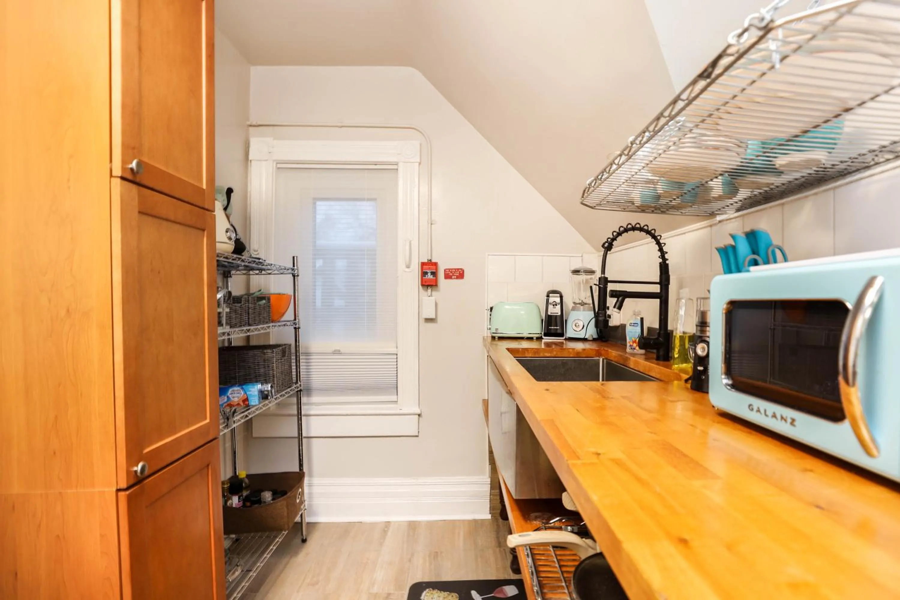 Kitchen or kitchenette in Wolseley the heart of the city !