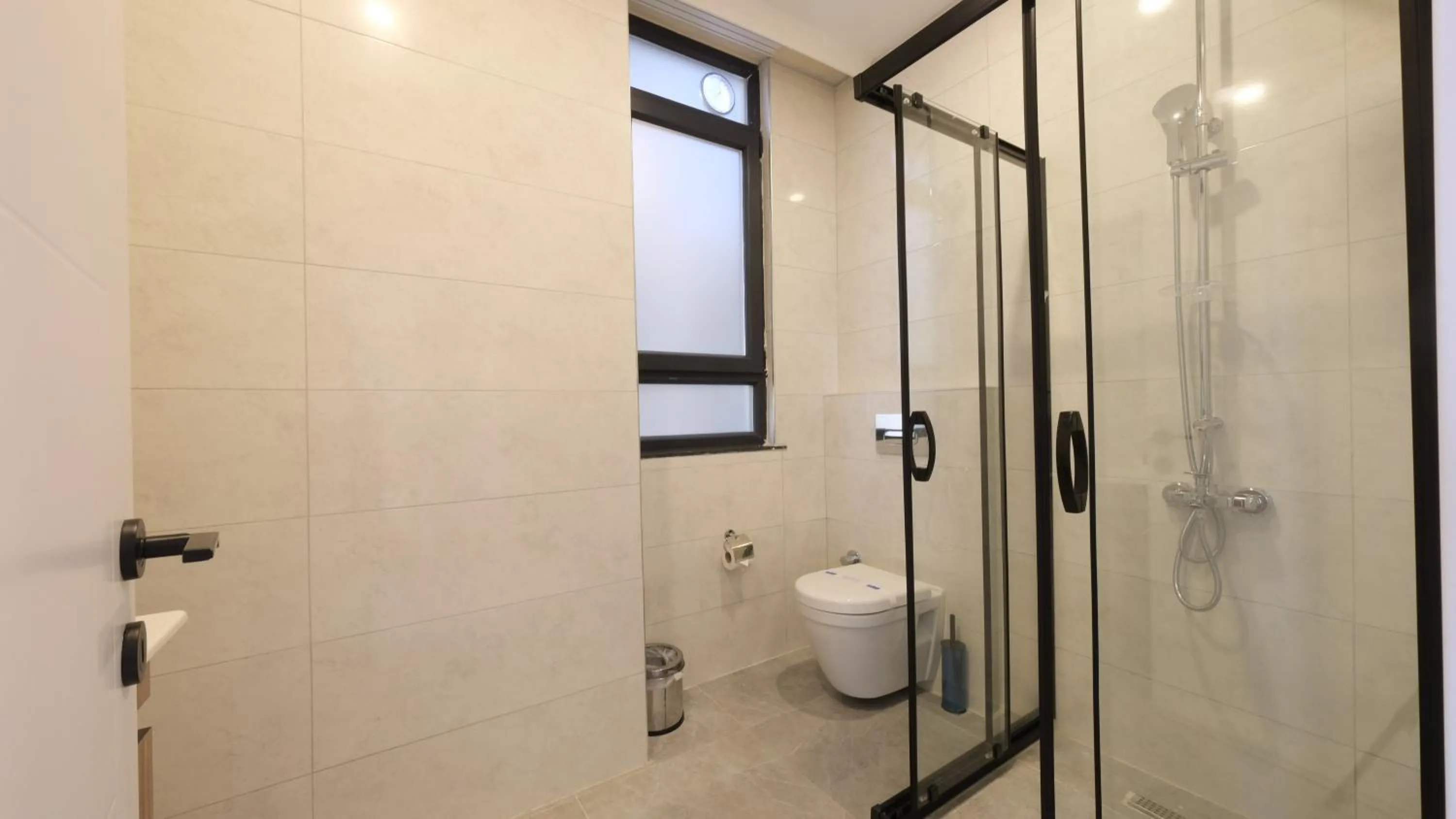 Shower in Sirius Hotel Deluxe