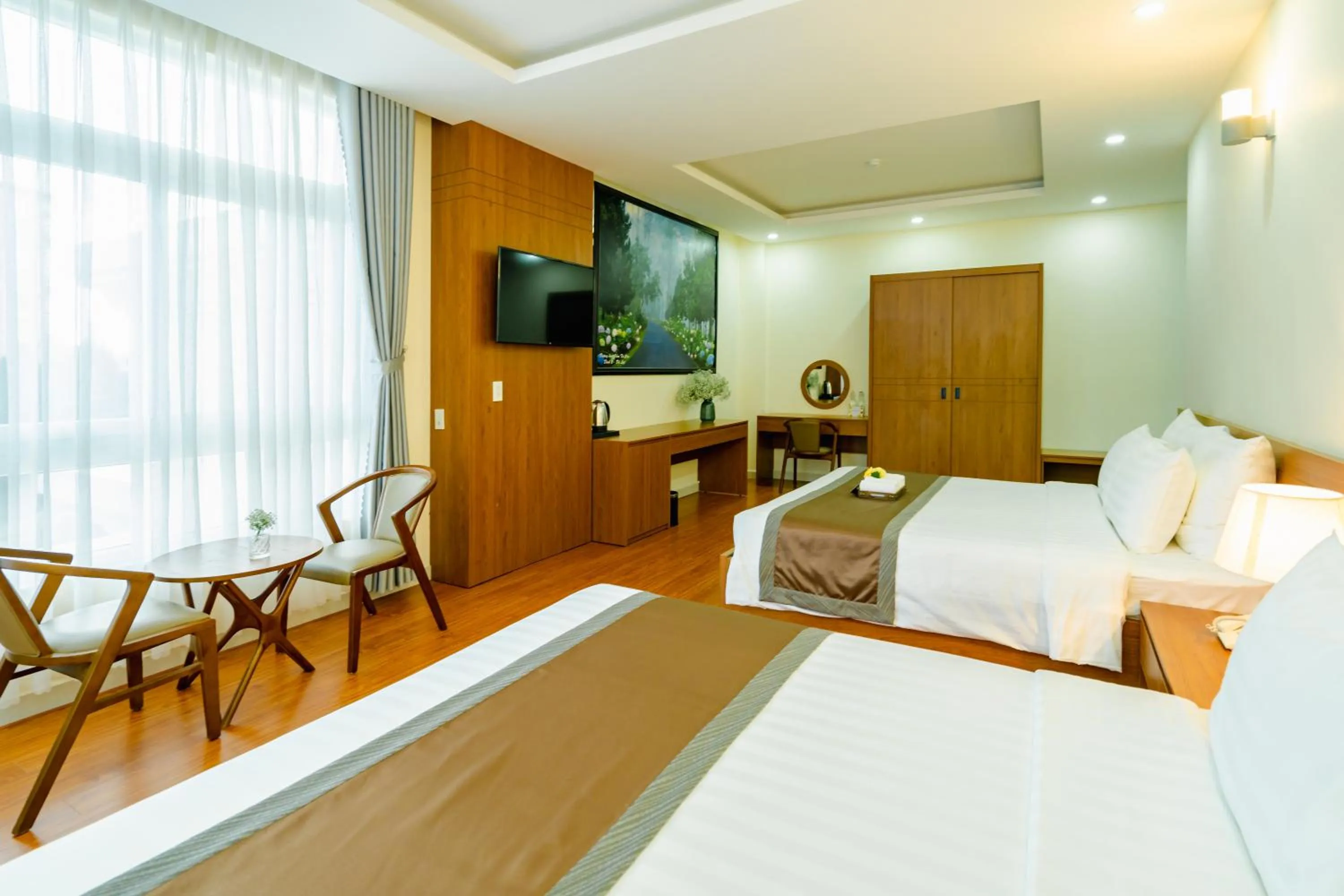 Photo of the whole room, Bed in Bombo DaLat Hotel