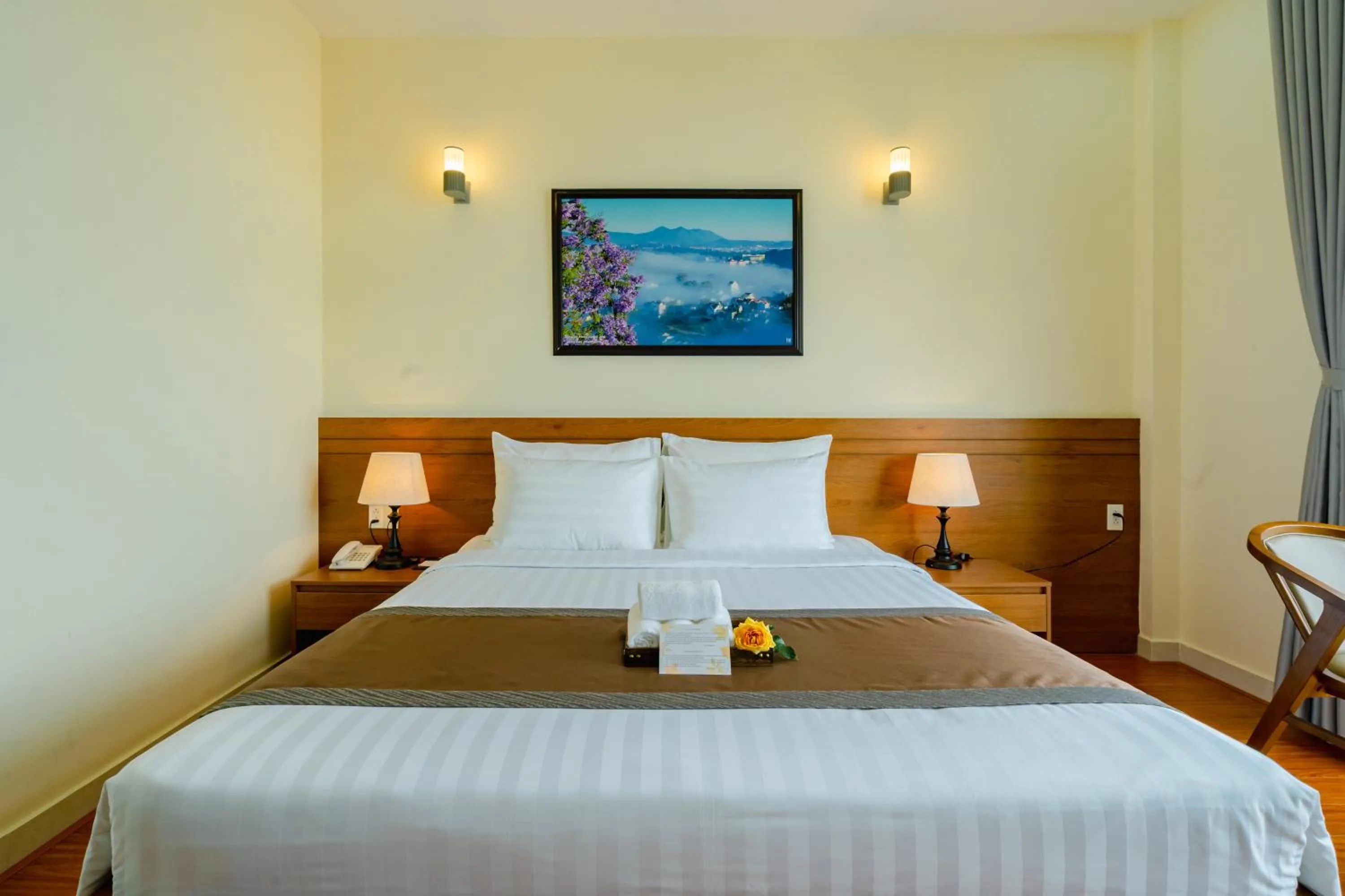 Property building, Bed in Bombo DaLat Hotel