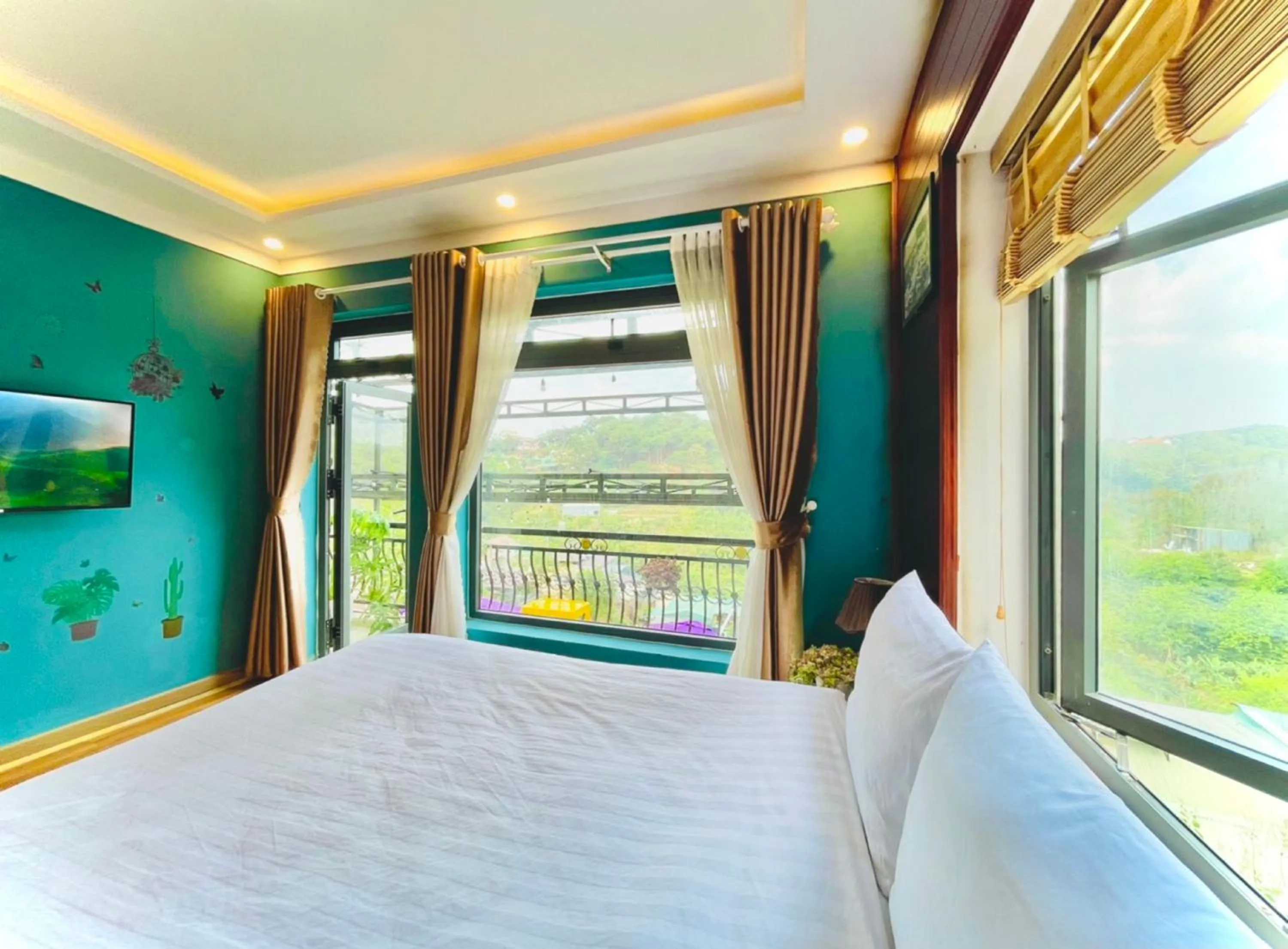 Bedroom, Bed in Pine Forest House Dalat