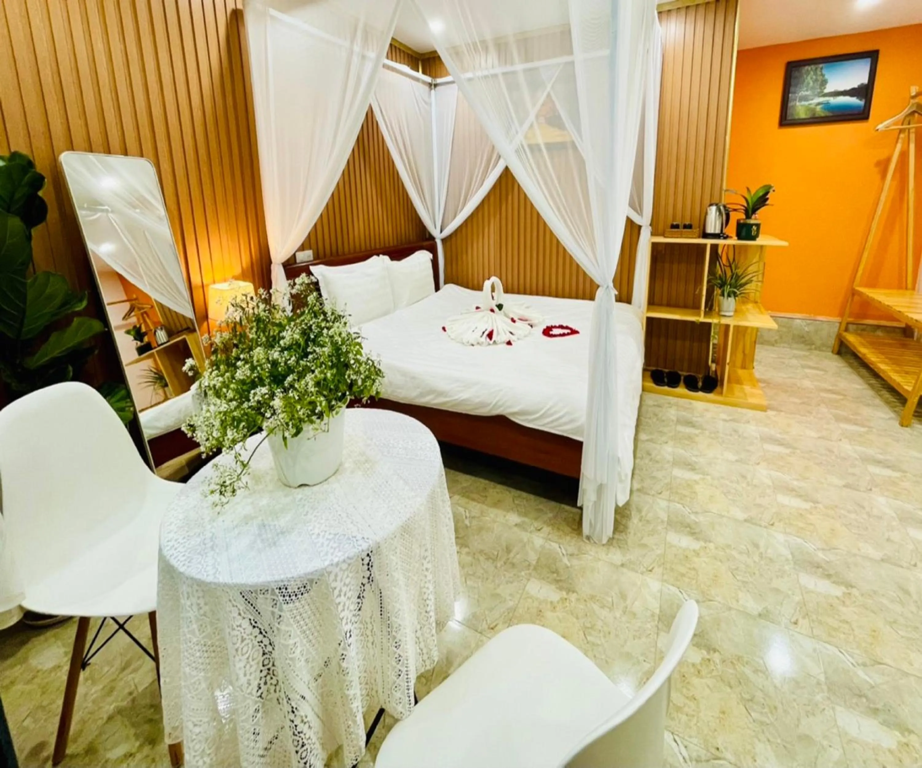 Photo of the whole room, Bed in Pine Forest House Dalat