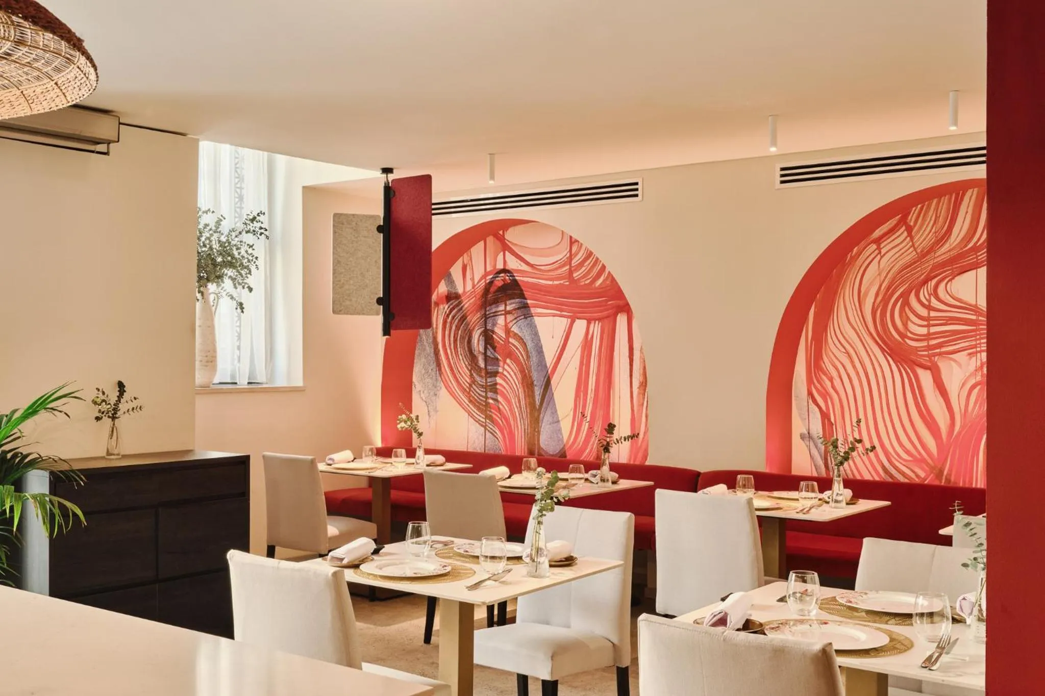 Restaurant/places to eat in Hospes Palau de La Mar, Valencia, a Member of Design Hotels