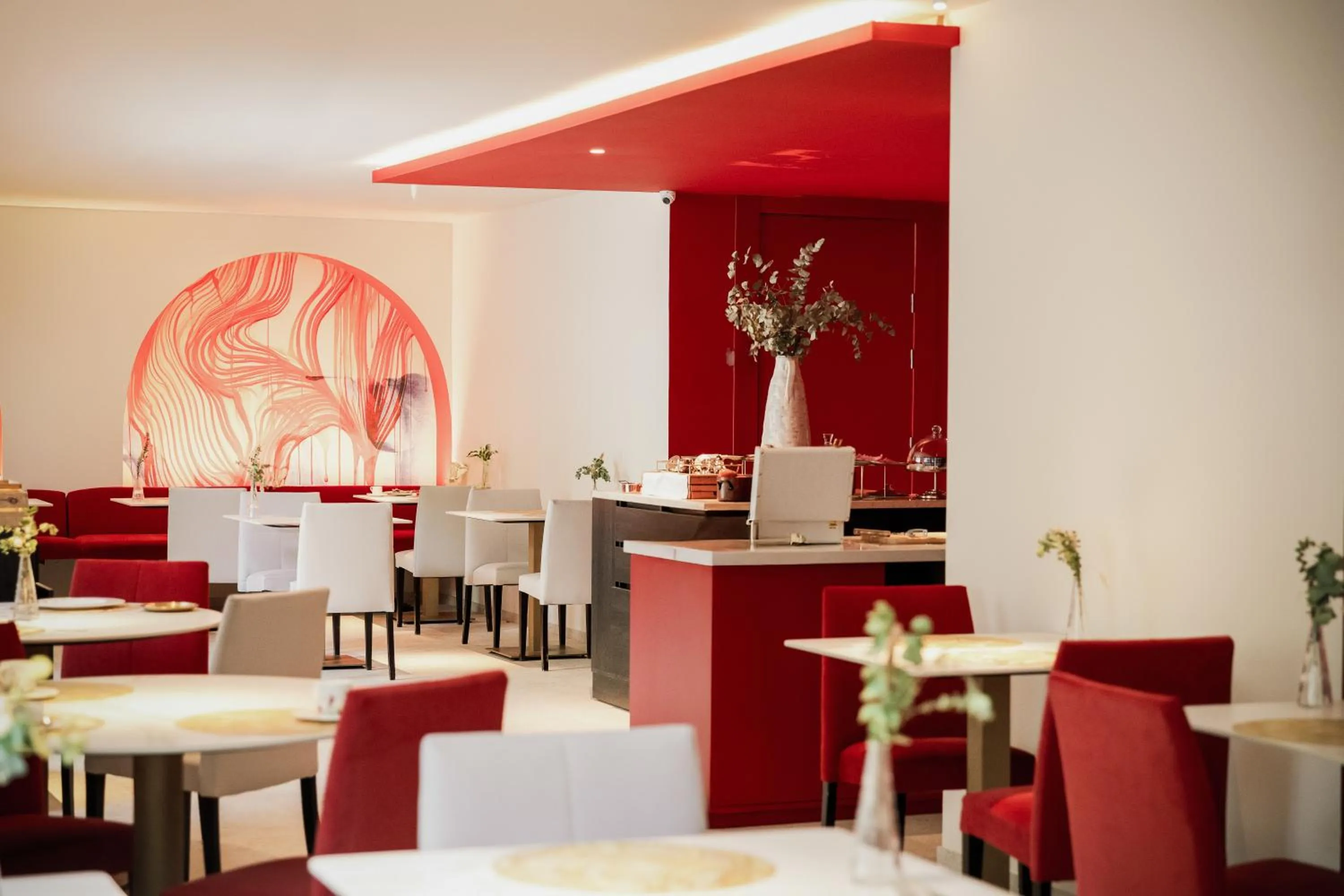 Restaurant/places to eat in Hospes Palau de La Mar, Valencia, a Member of Design Hotels