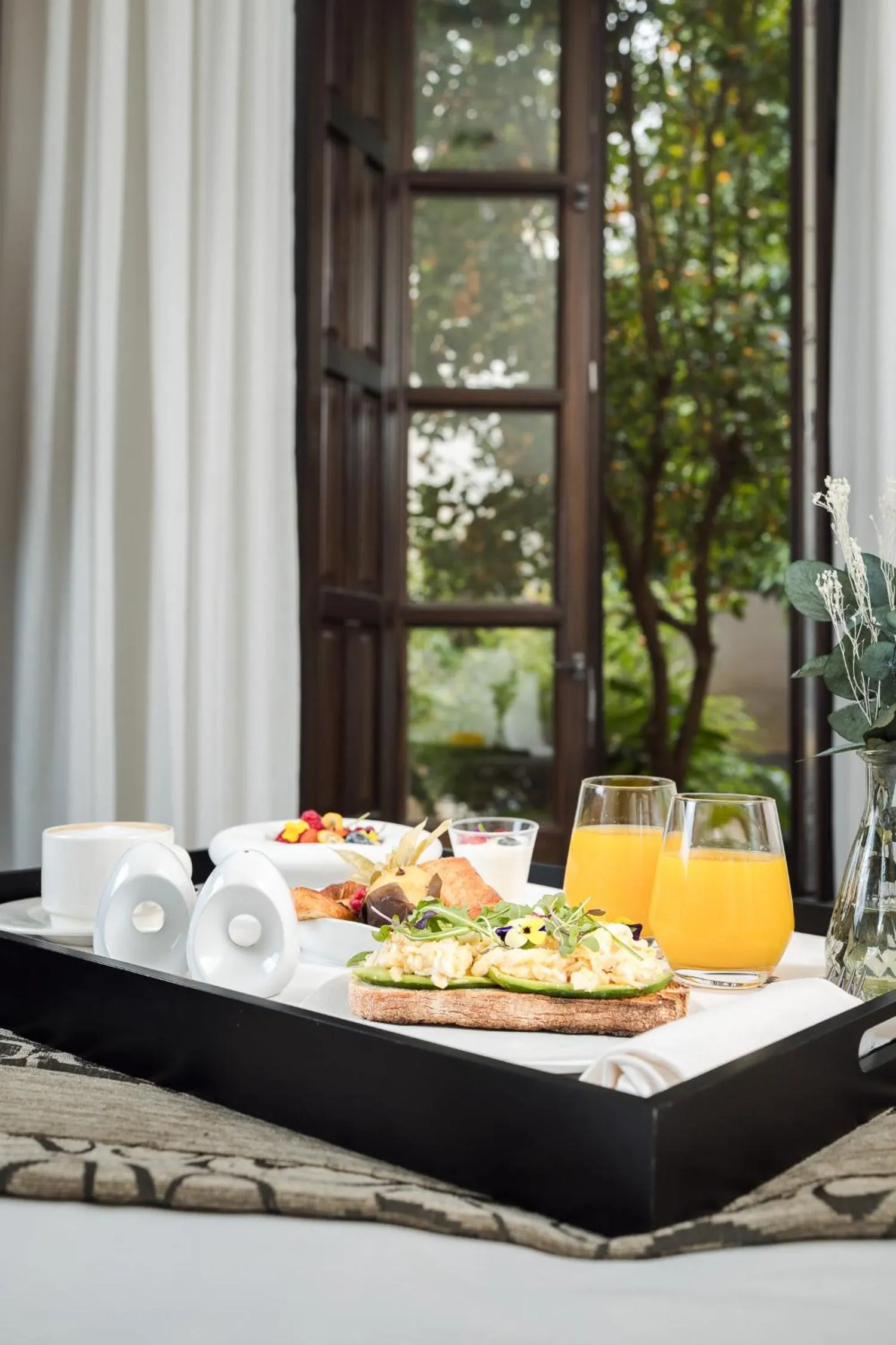 Breakfast in Hospes Palacio del Bailio, a Member of Design Hotels