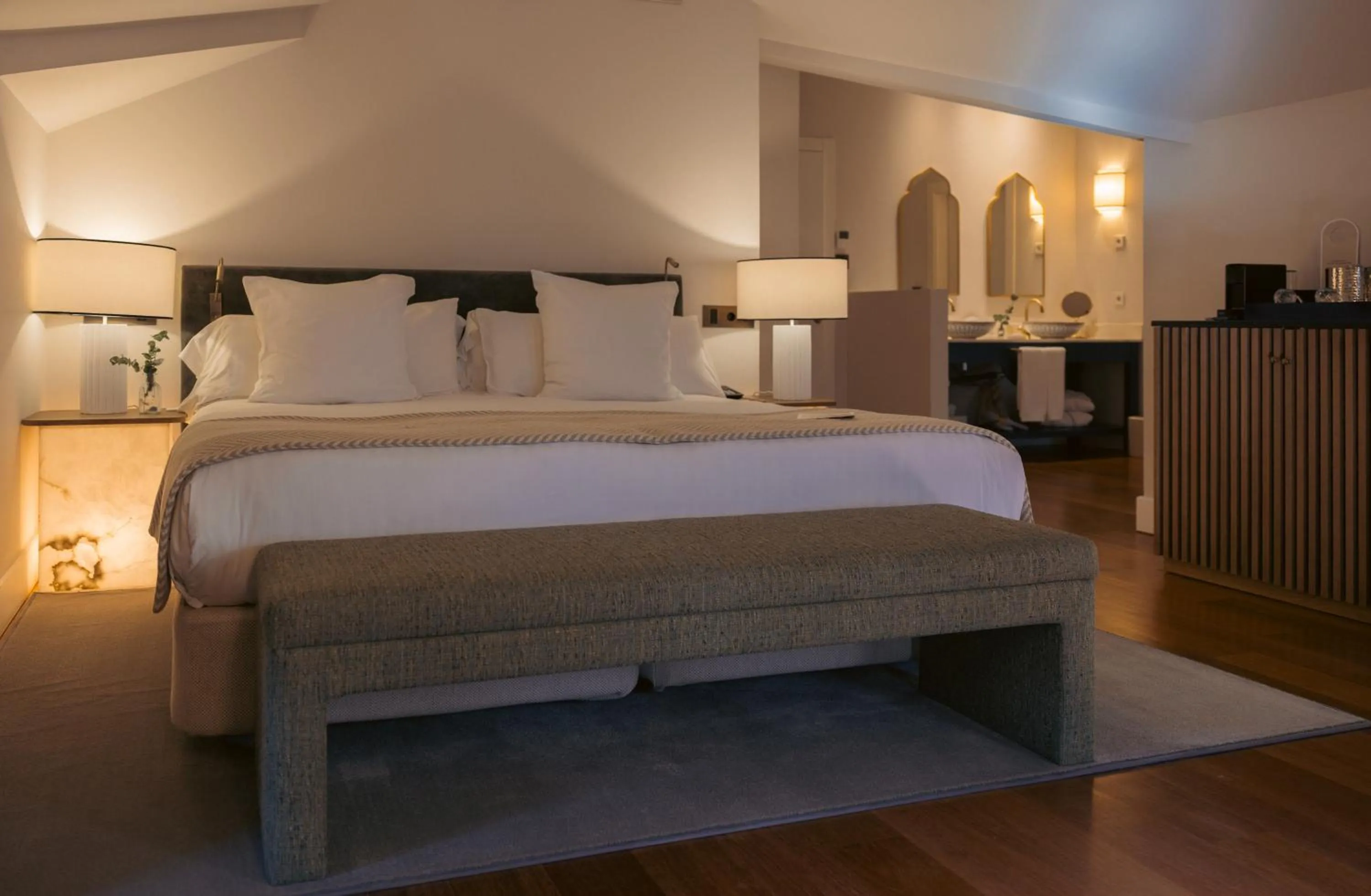 Bed in Hospes Palacio de los Patos, a Member of Design Hotels