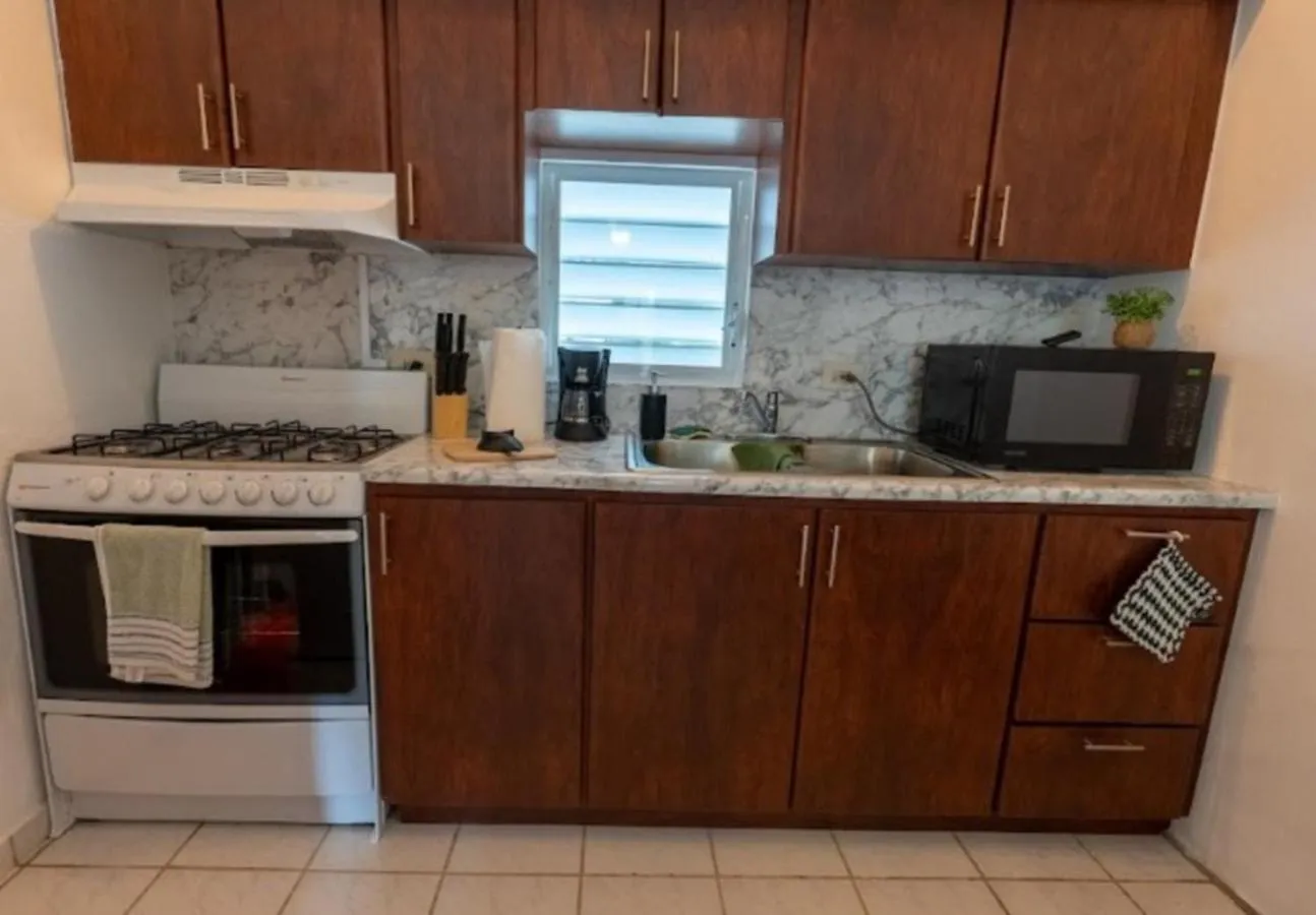 Kitchen or kitchenette in El Flamingo Beach Club