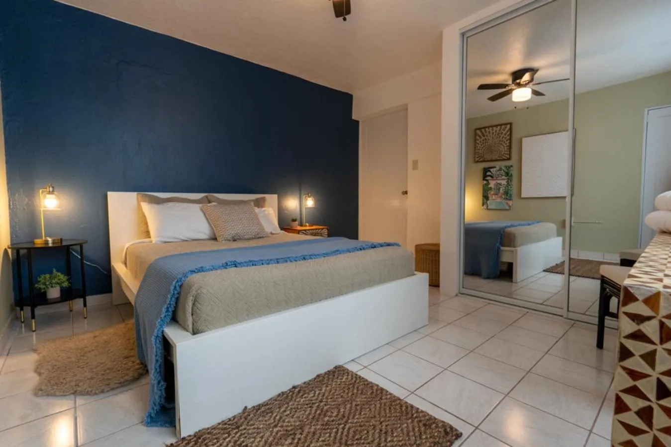 Bed in El Flamingo Beach Club