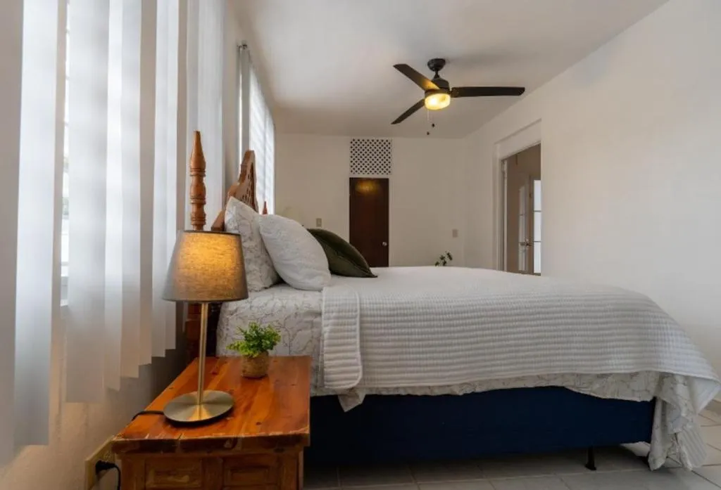 Bed in El Flamingo Beach Club