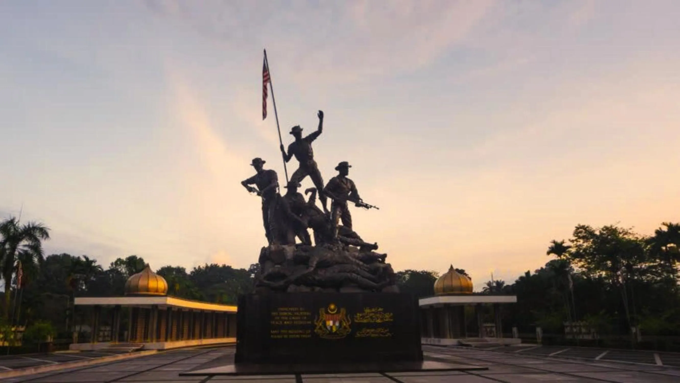 Swing & Pillows - Dataran Merdeka Kuala Lumpur