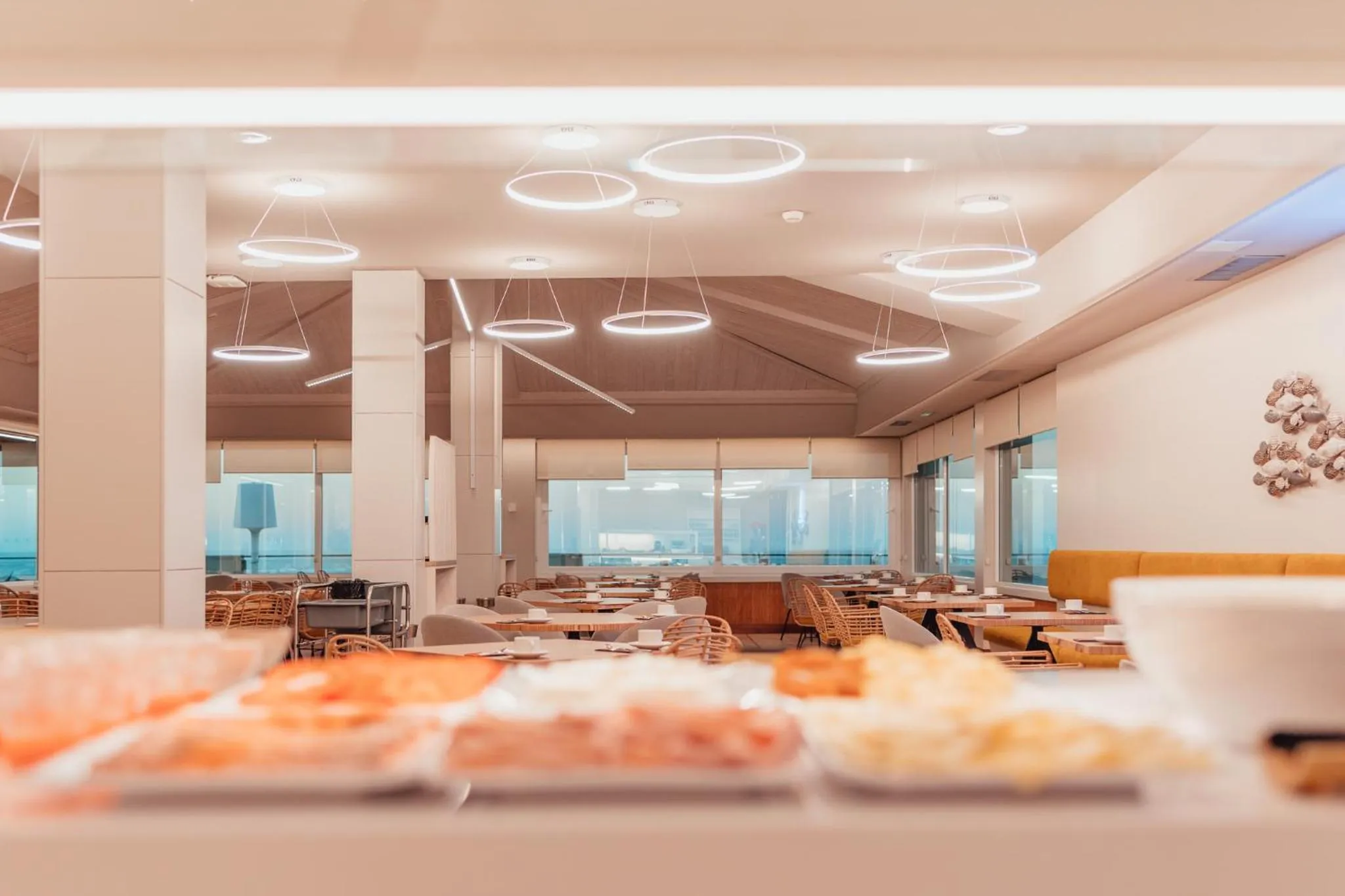 Restaurant/places to eat in Talaso Atlántico