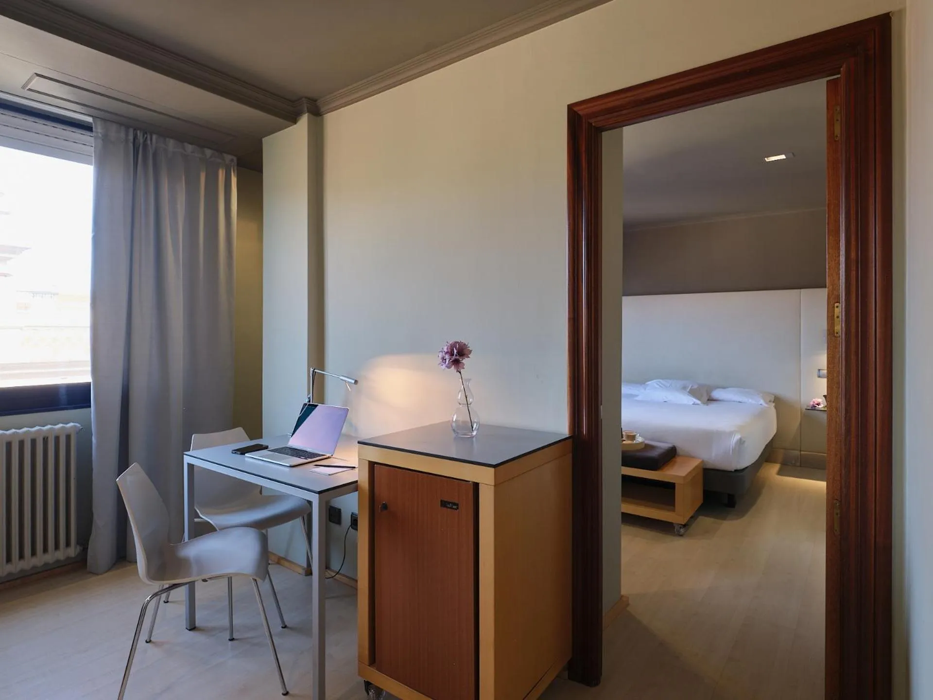 Bed in Hotel Almirante