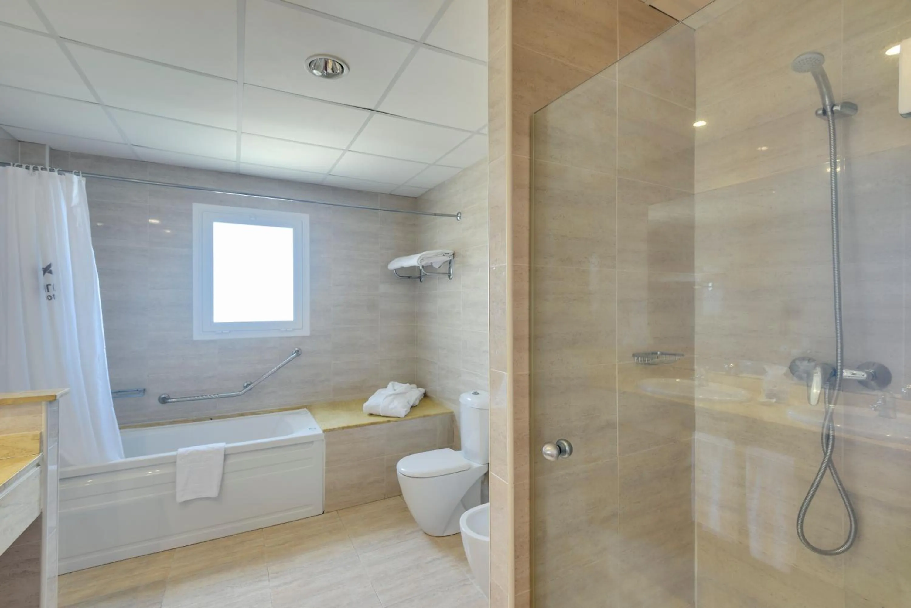 Bathroom in Garden Playanatural - Adults Only