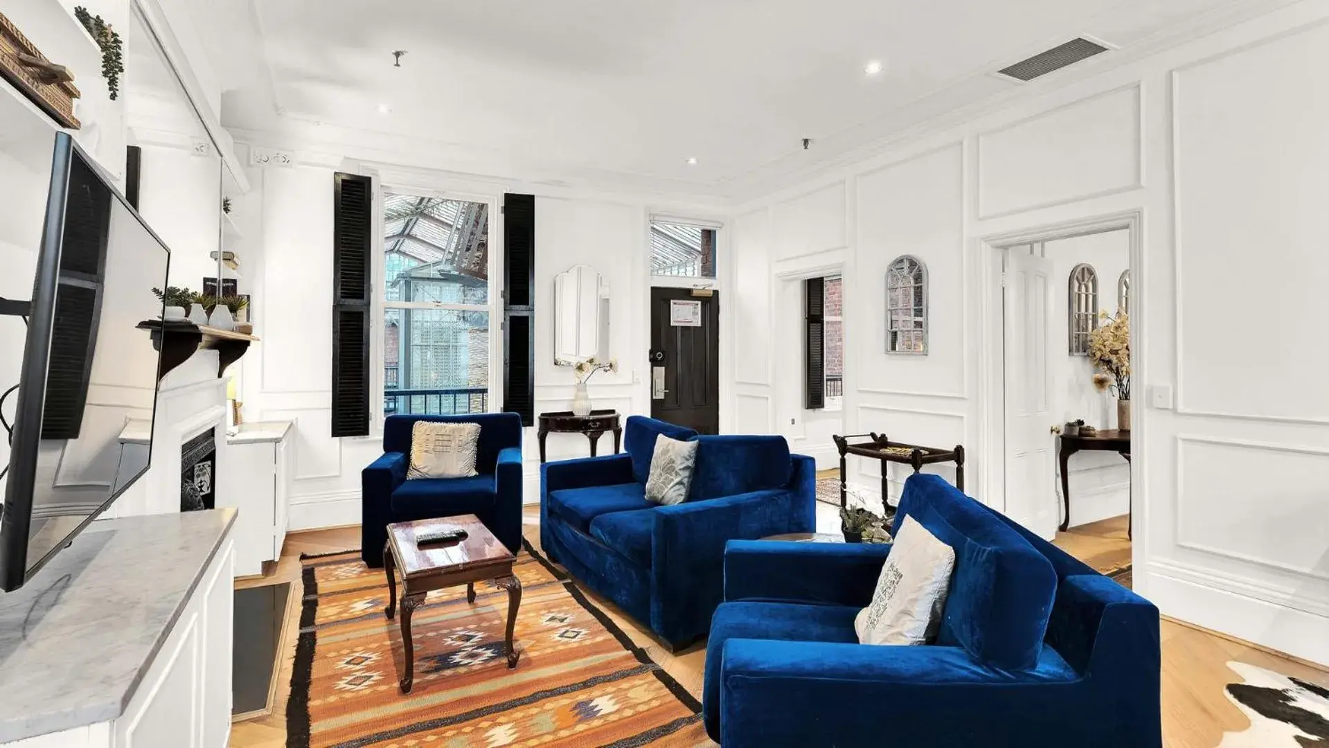 Two-Bedroom Family Apartment in Gordon House Apartments Two-Bedroom Family Apartment in Gordon House Apartments