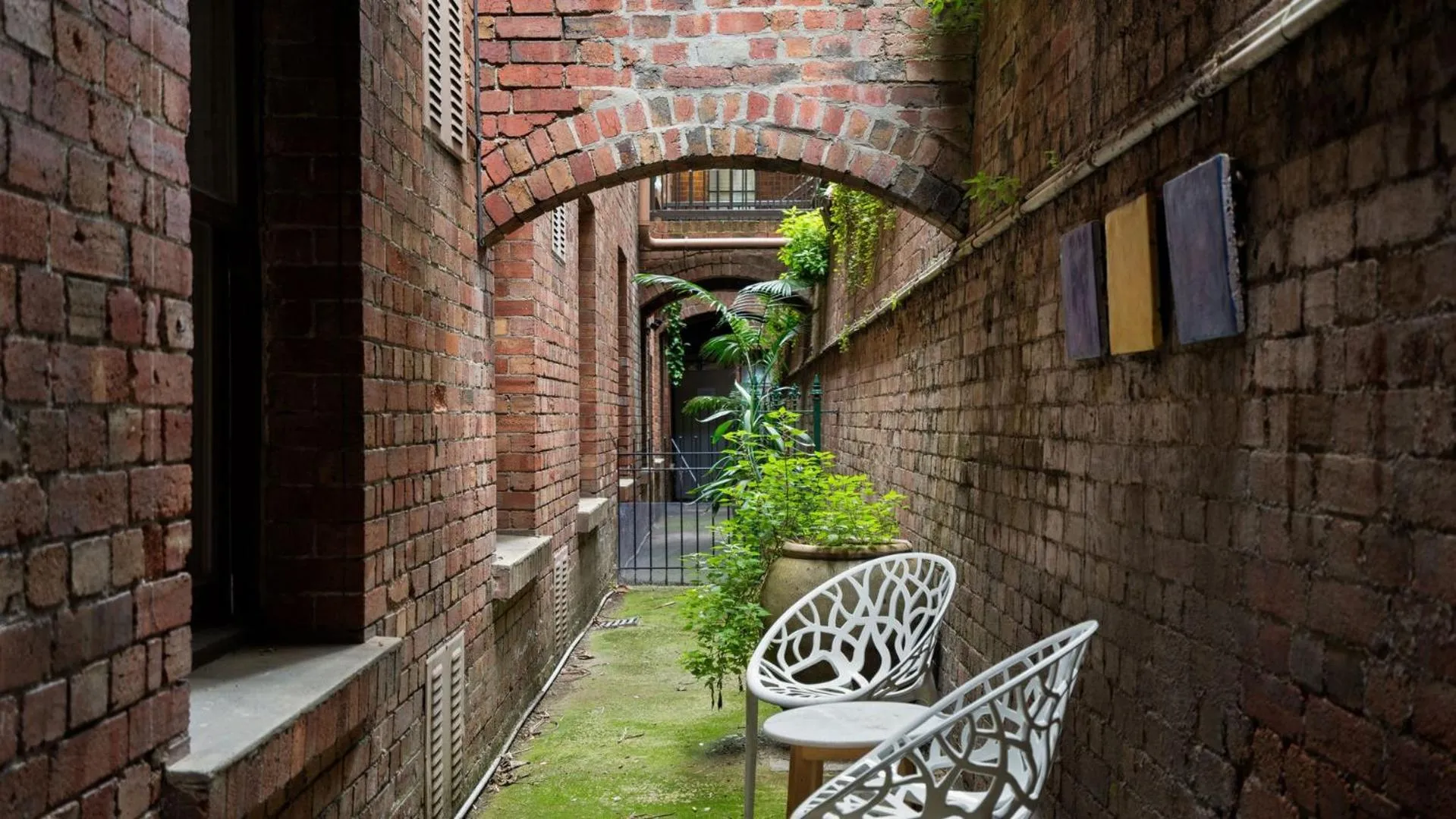 Garden in Gordon House Apartments