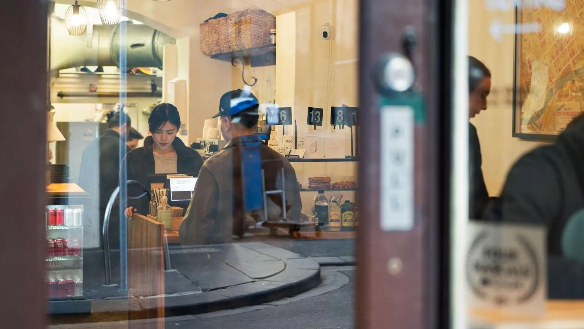 Restaurant/places to eat in Gordon House Apartments