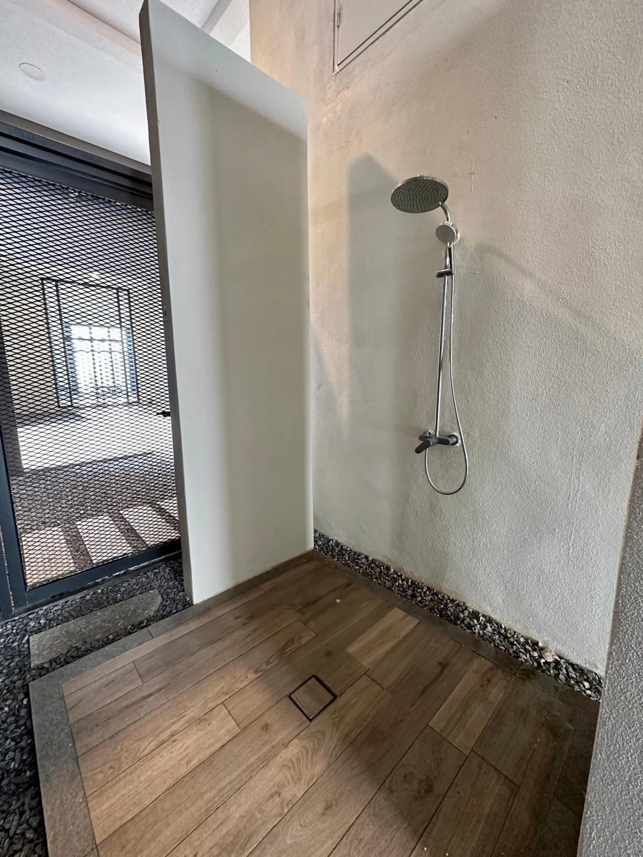 Shower, Bed in Lucentia residence T1