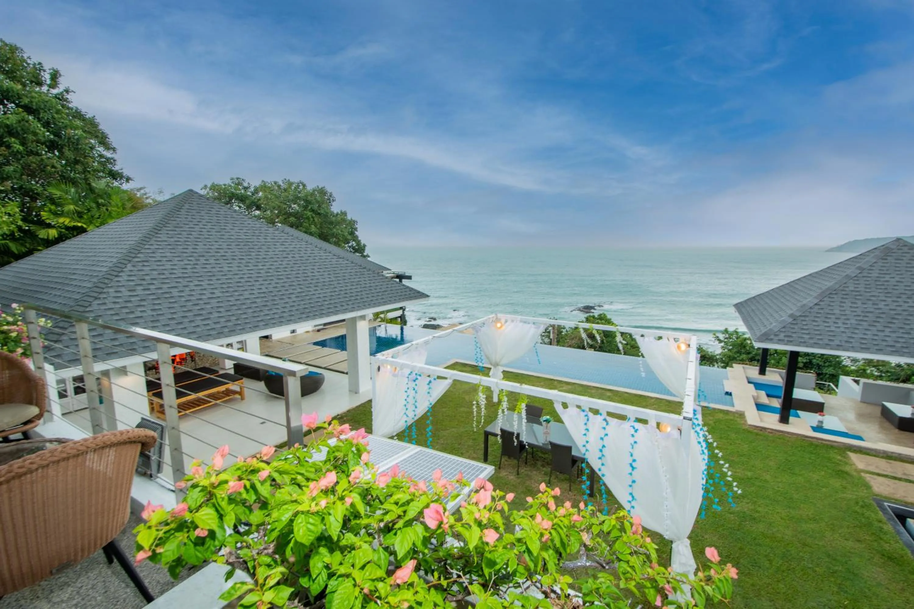 Property building in Bluemango Pool Villa & Resort Koh Samui