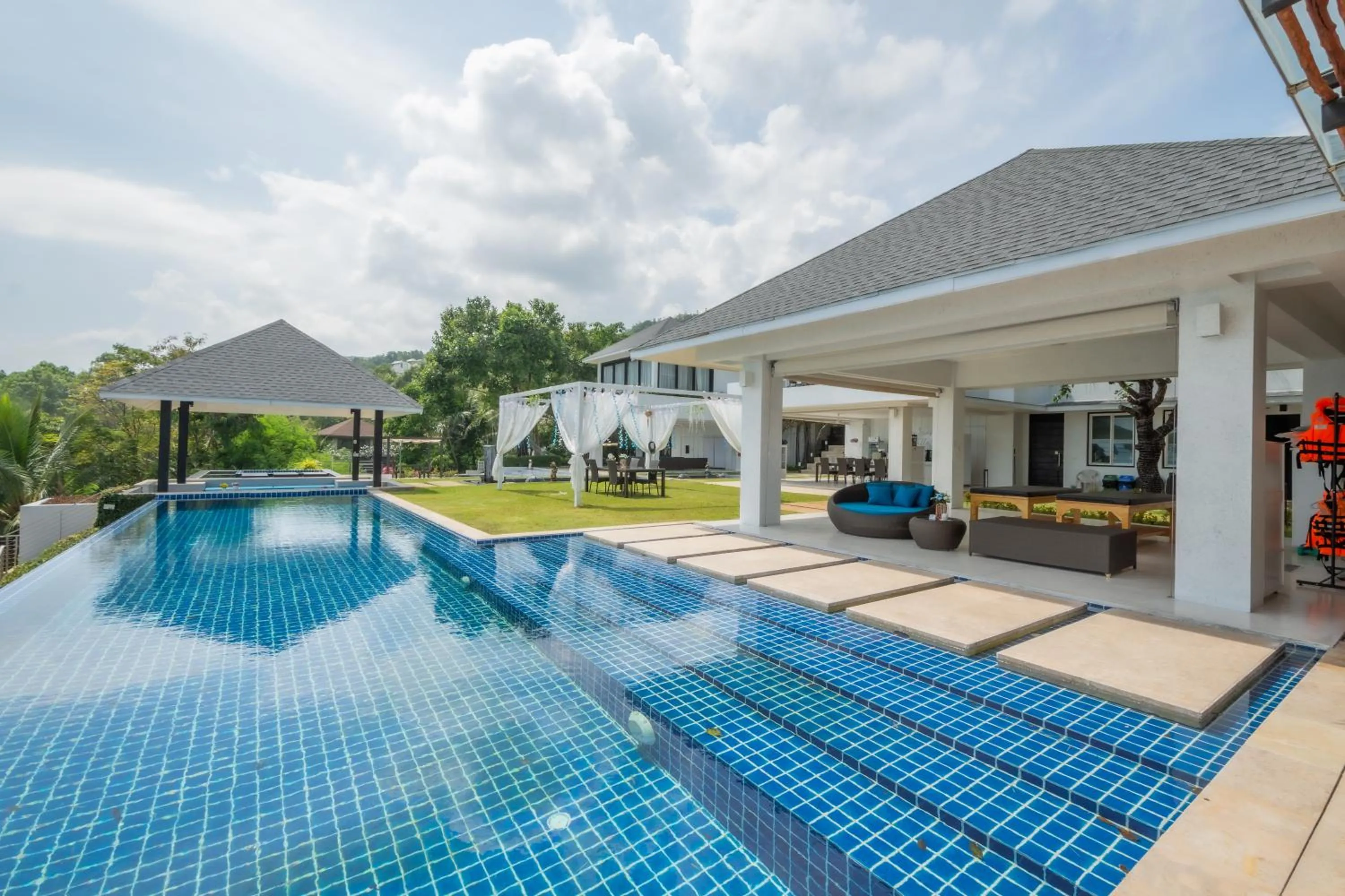 Property building in Bluemango Pool Villa & Resort Koh Samui