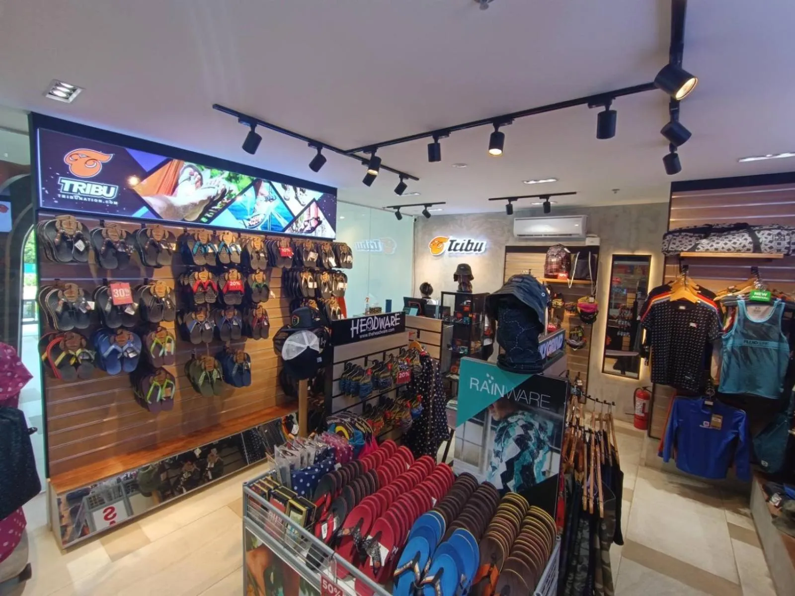 Shopping Area in Canyon Hotels & Resorts Boracay