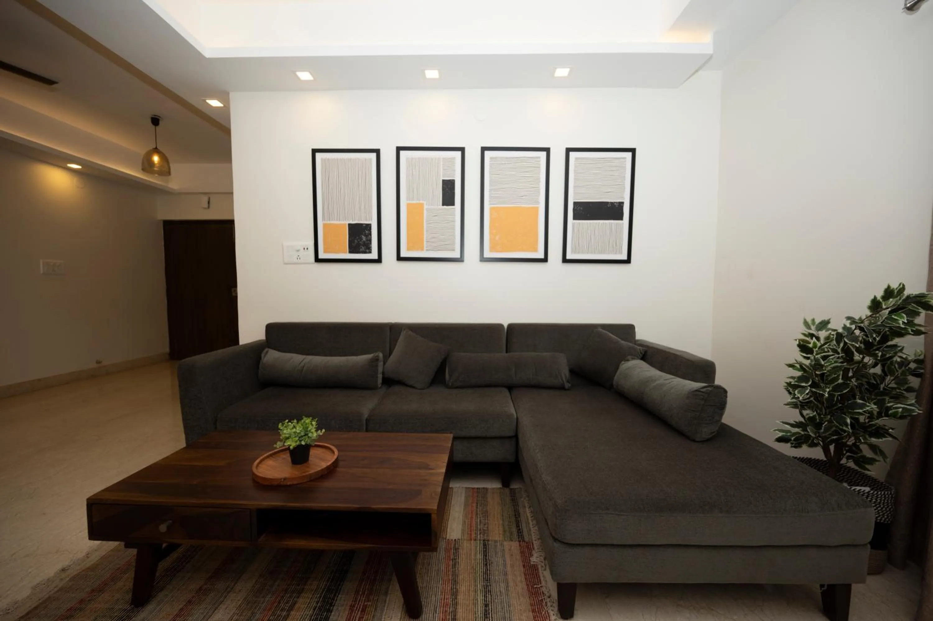 Living room in Lakeside Suites