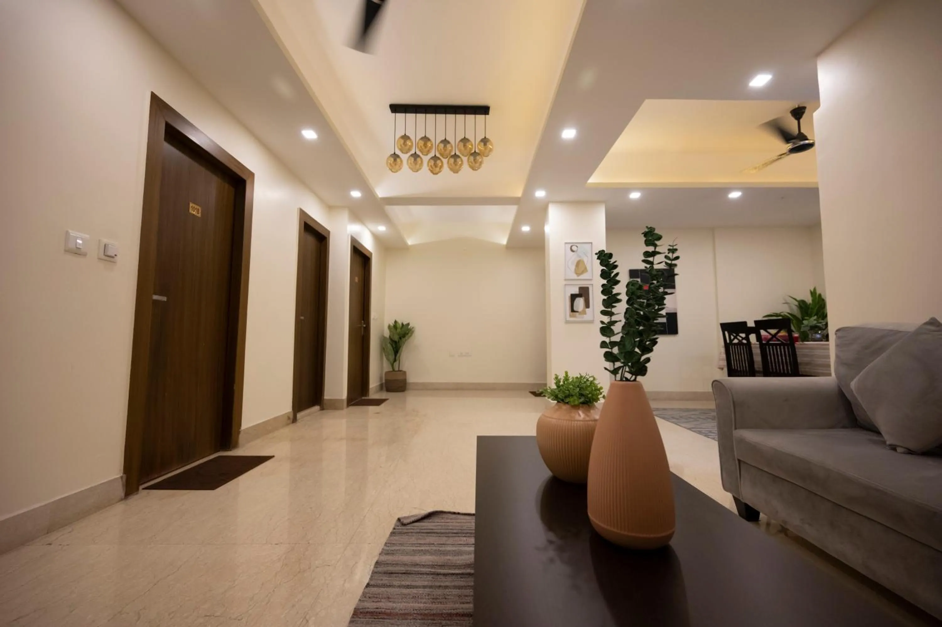 Living room in Lakeside Suites