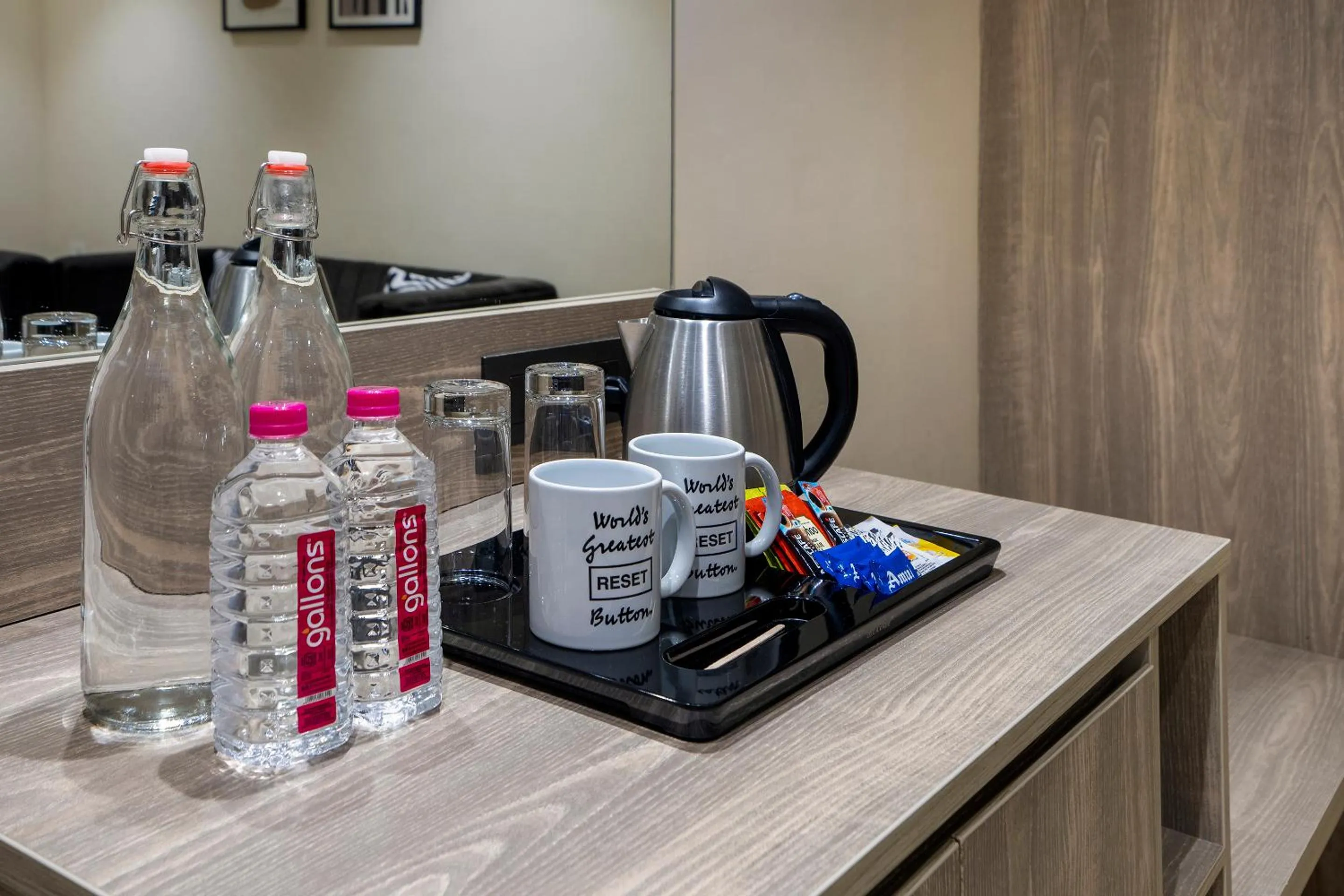 Coffee/tea facilities in Sunday Hotel by CheckIn Vadodara