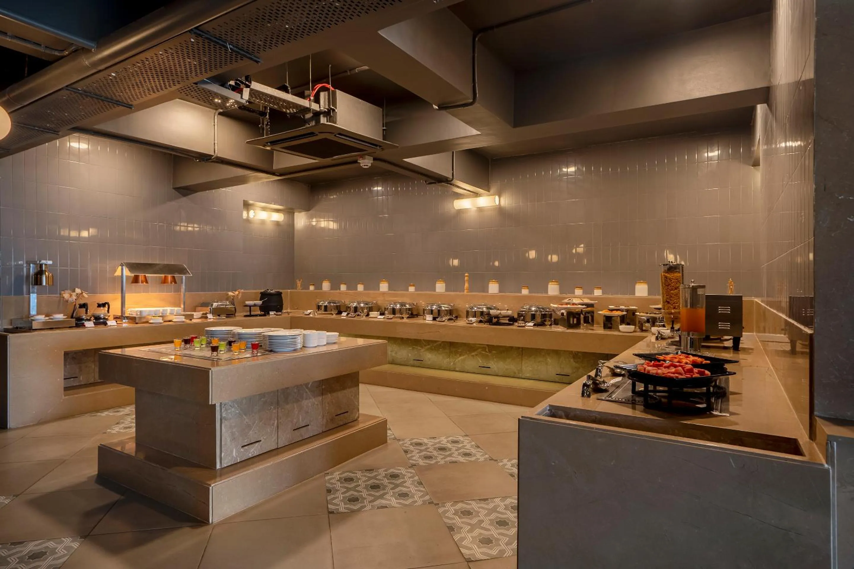 Sunday Hotel by CheckIn Vadodara