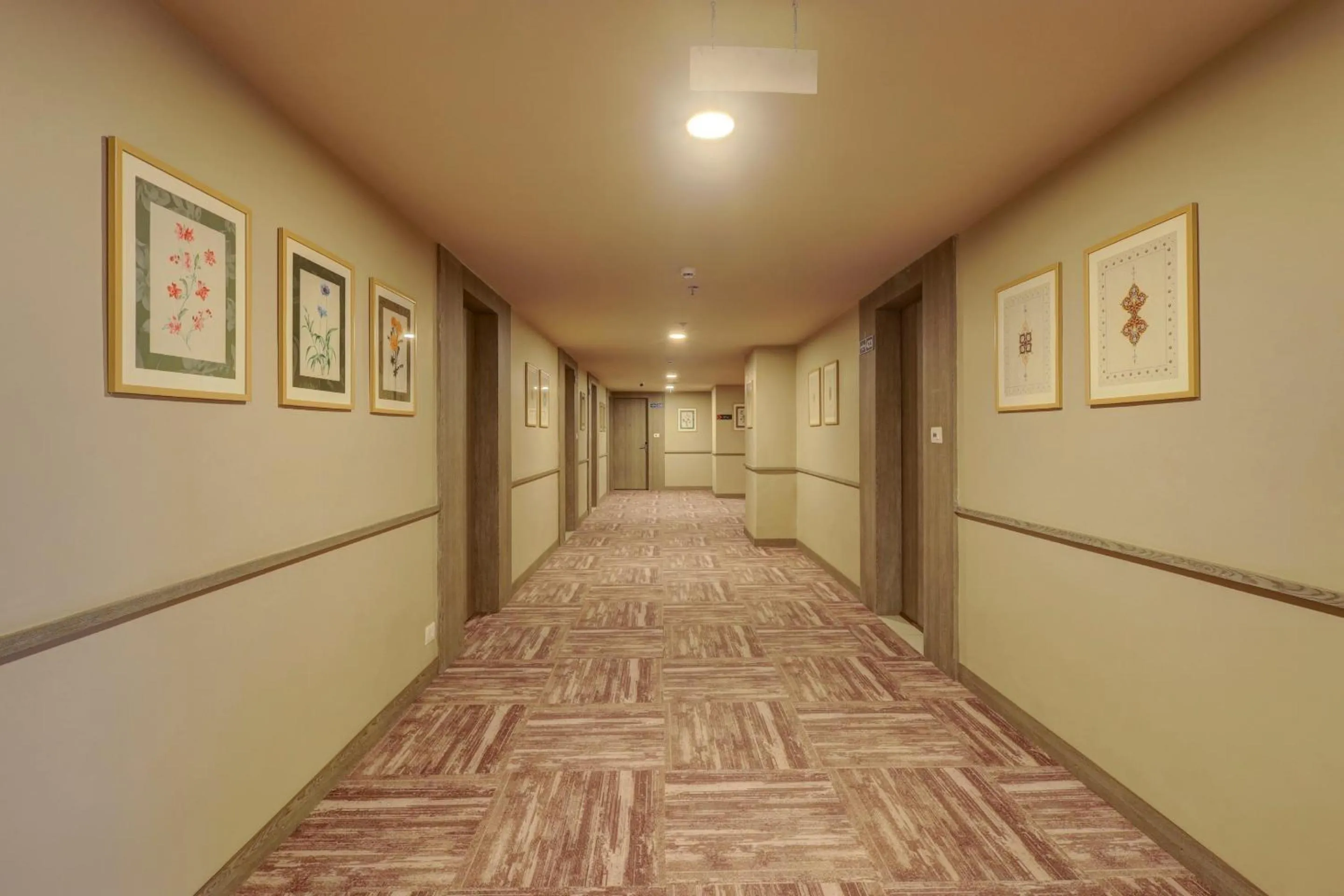 Sunday Hotel by CheckIn Vadodara