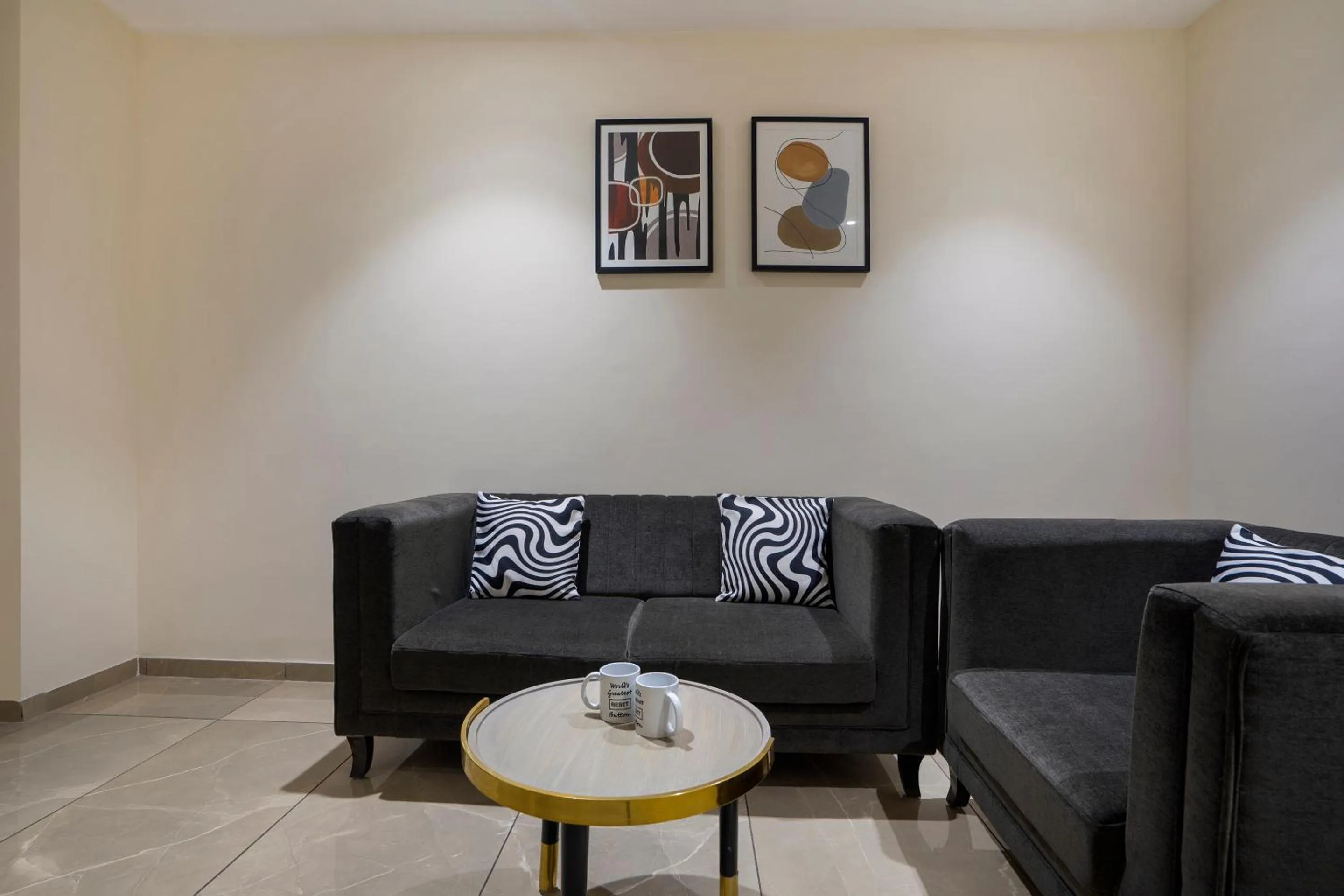 Living room in Sunday Hotel by CheckIn Vadodara