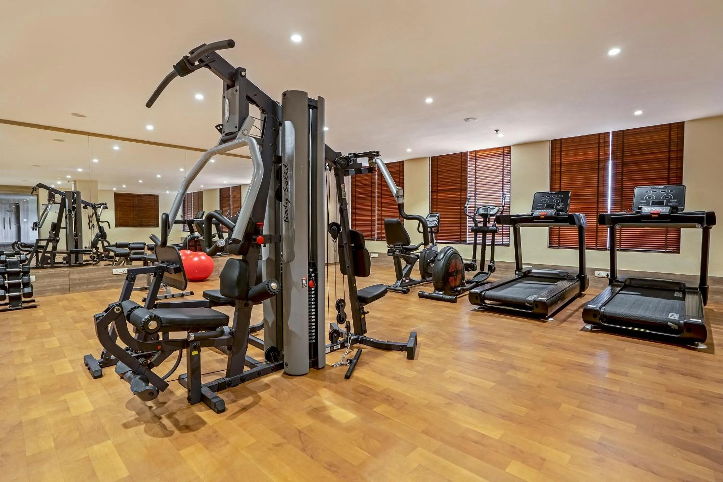 Fitness centre/facilities in Sunday Hotel by CheckIn Vadodara