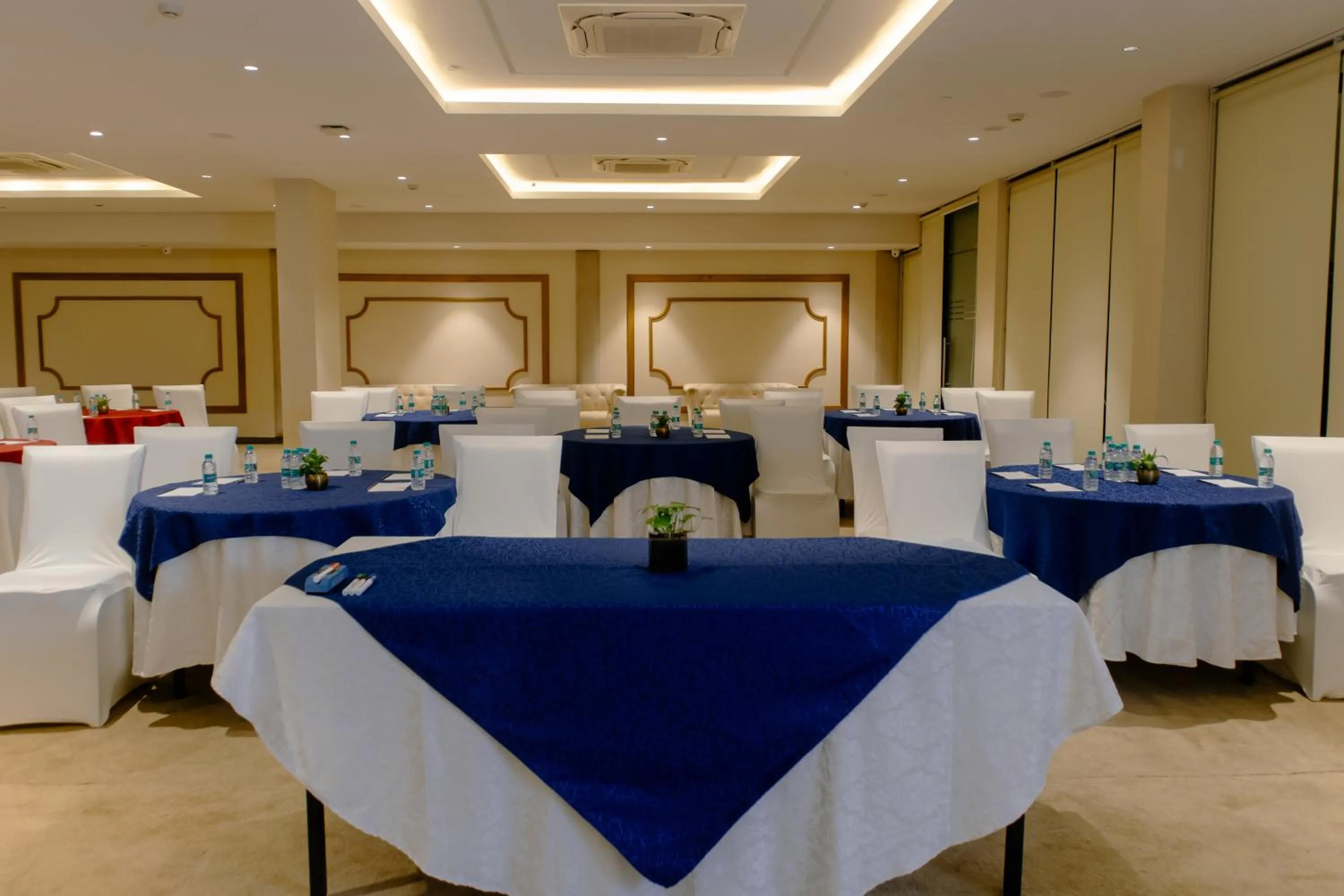 Meeting/conference room in Udman Hotel Gurugram