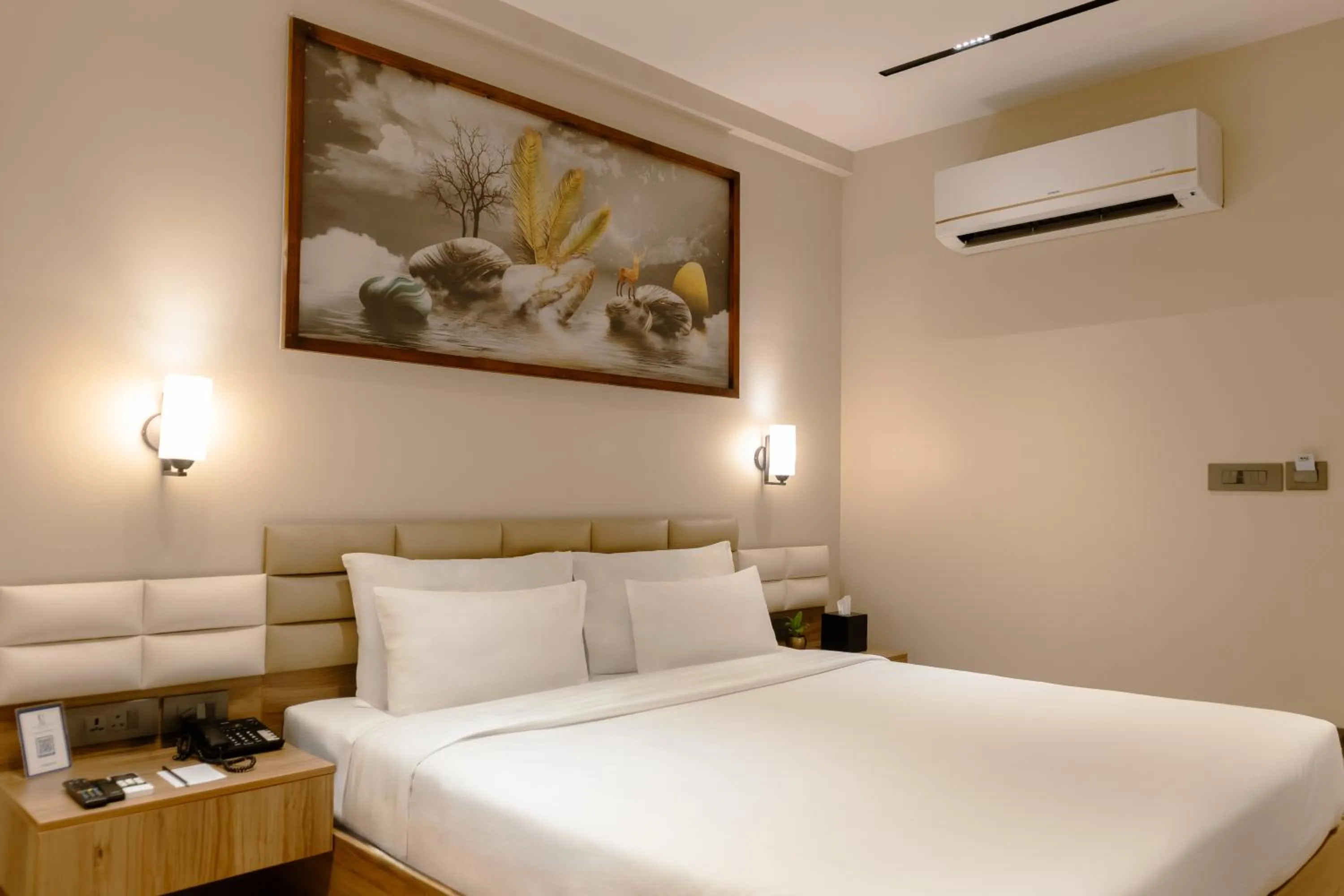 Bed in Udman Hotel Gurugram