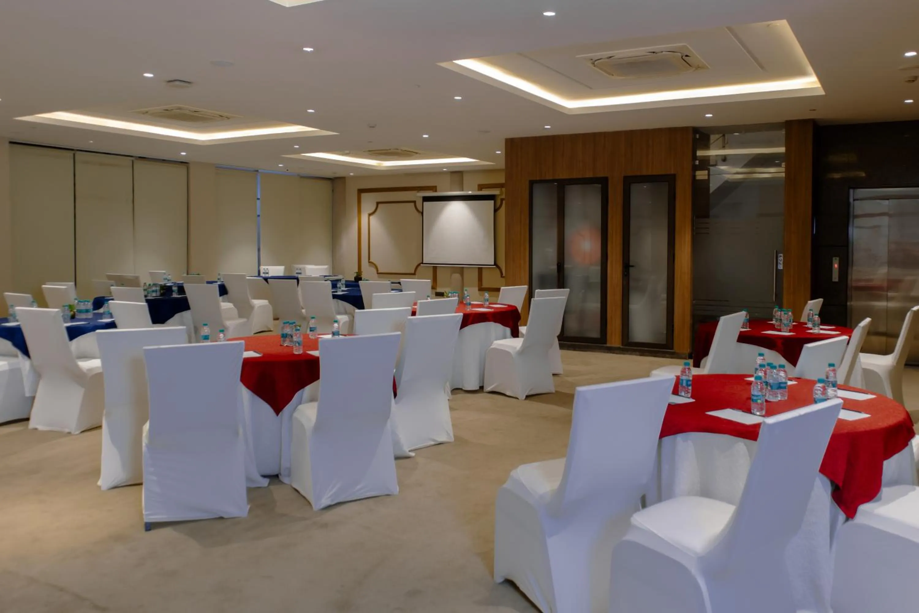 Meeting/conference room in Udman Hotel Gurugram