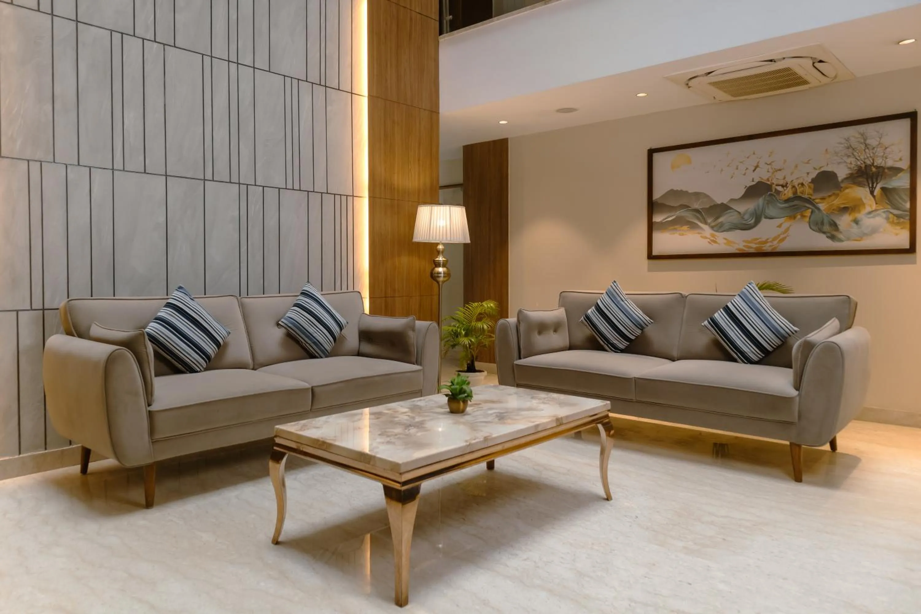 Lobby or reception in Udman Hotel Gurugram